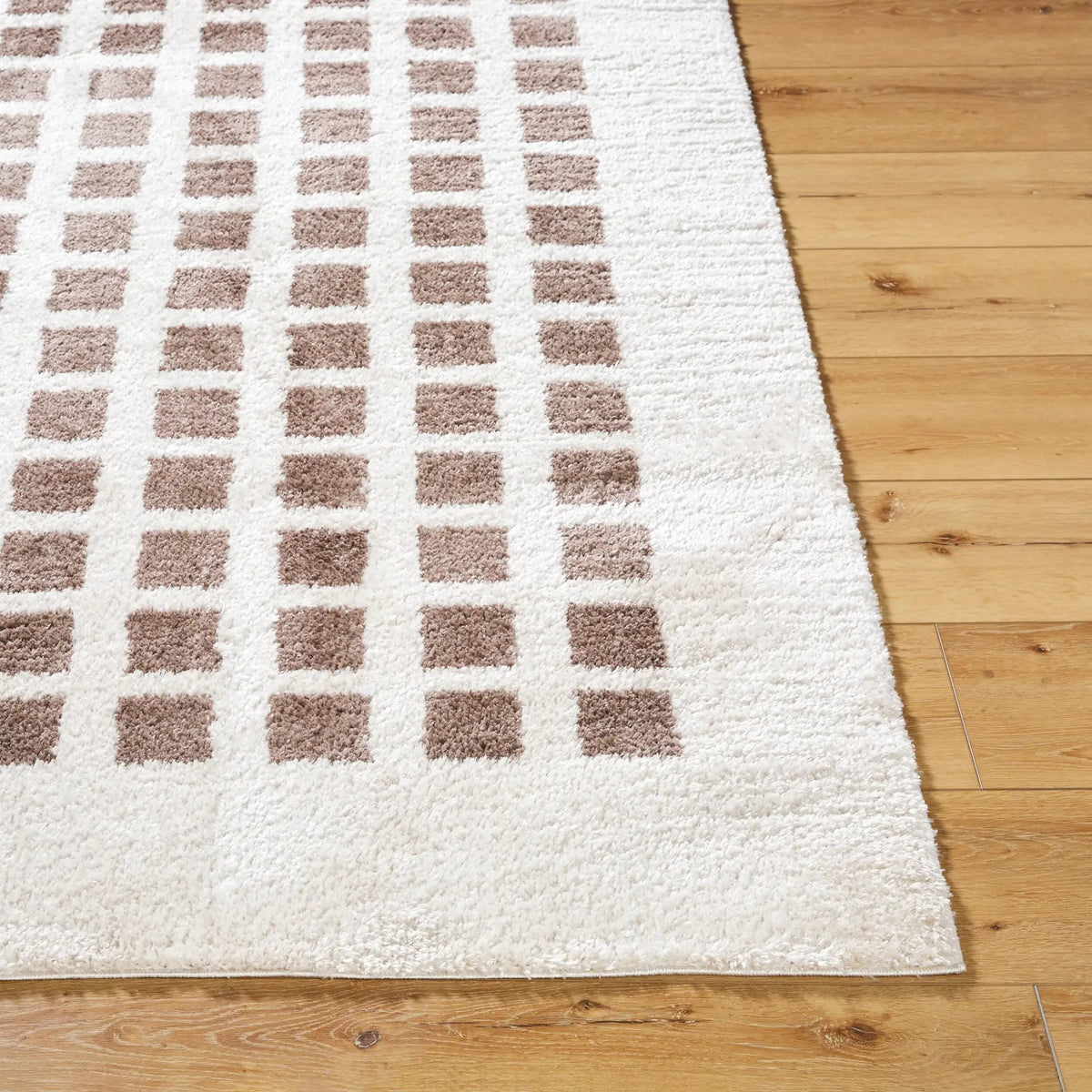 LIVABLISS Fossay Shag FSG-2318 Light-Beige Area Rug