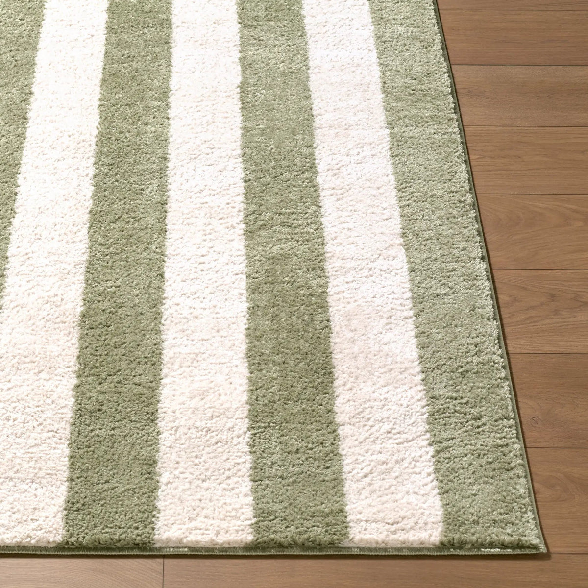 LIVABLISS Fossay Shag FSG-2346 Cream Area Rug