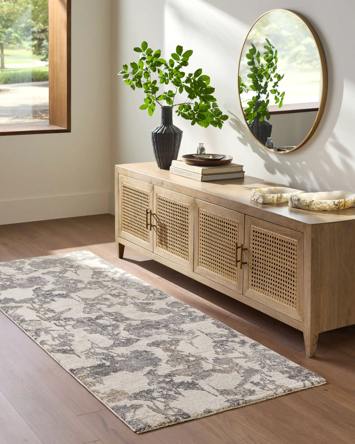 LIVABLISS Gakko GKK-2301 Cream Area Rug