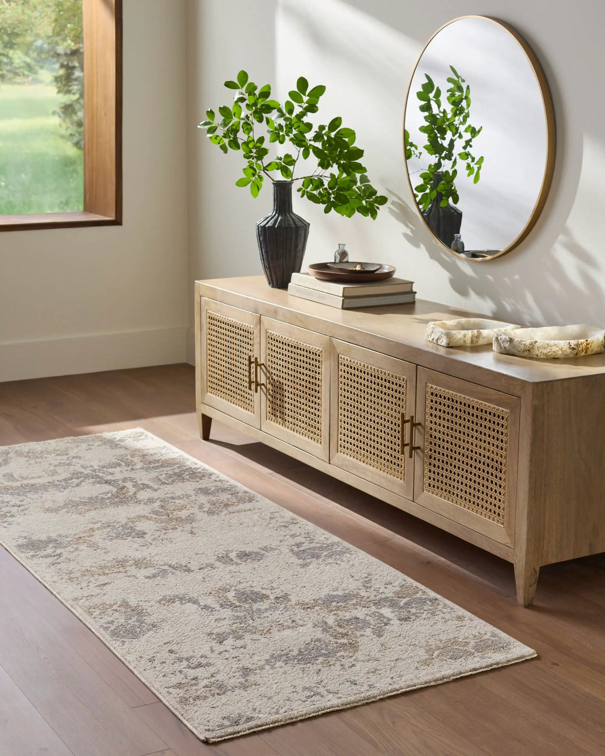 LIVABLISS Gakko GKK-2317 Charcoal Area Rug