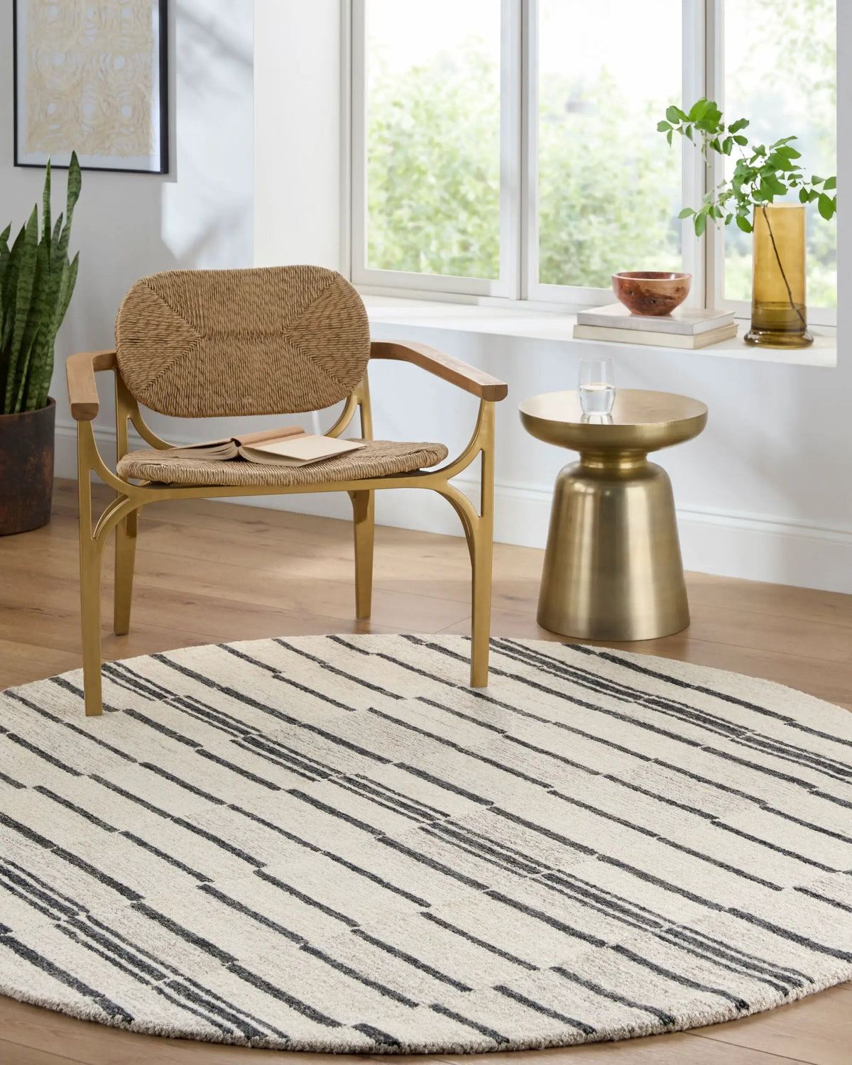 LIVABLISS Granada GND-2327 Charcoal Area Rug