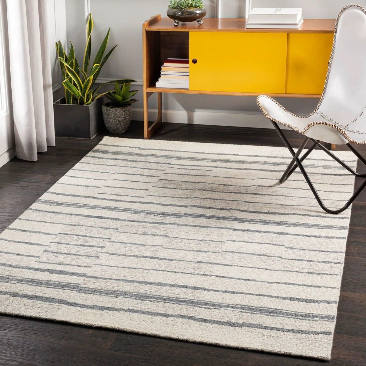 LIVABLISS Granada GND-2328 Charcoal Area Rug