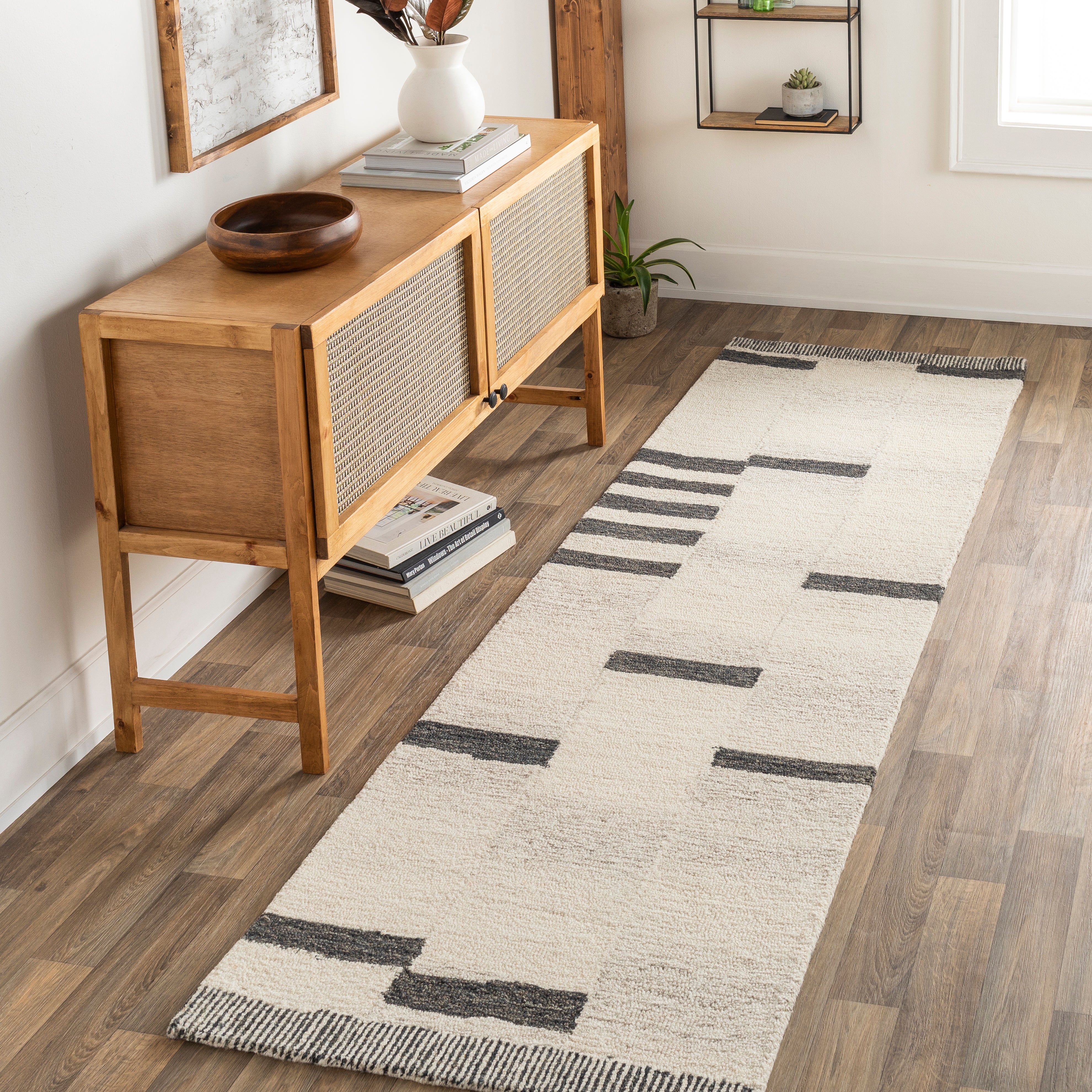 LIVABLISS Granada GND-2330 Area Rug
