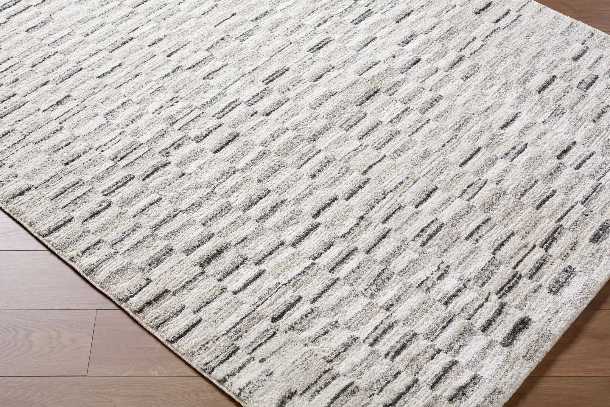 Gavic GVC-2329 Cream Area Rug by LIVABLISS