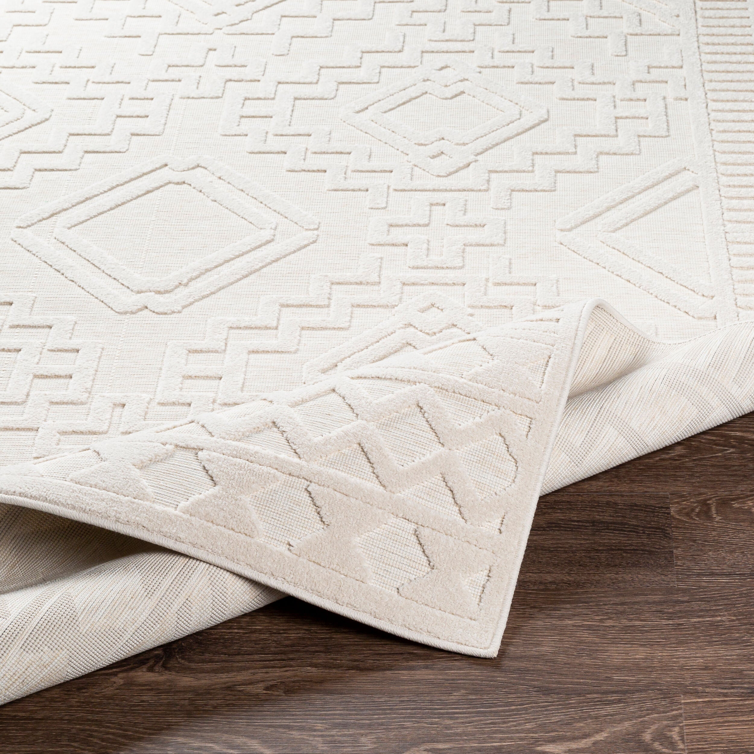 Surya Greenwich GWC-2303 Beige Area Rug by LIVABLISS