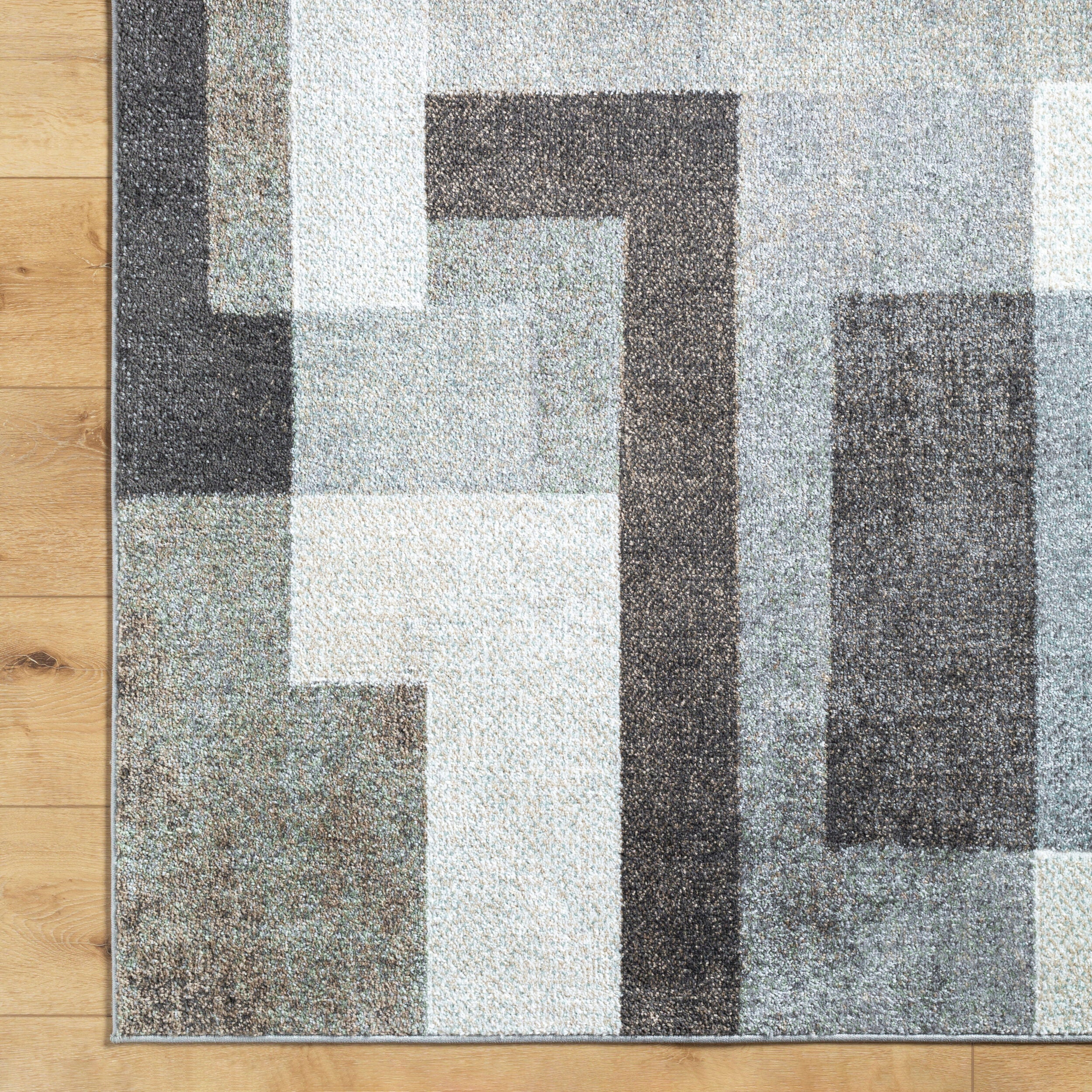 Surya Hyde Park HYP-2303 Cream Area Rug by LIVABLISS