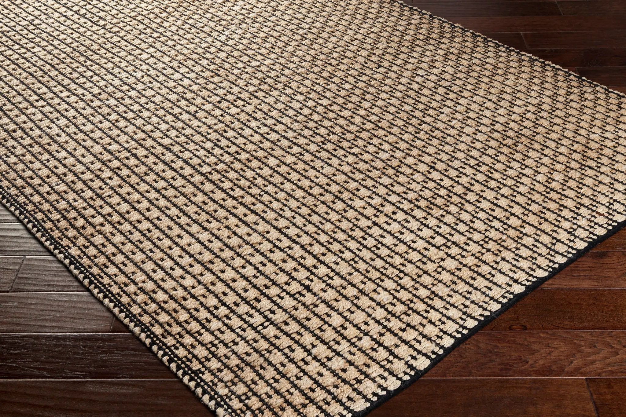Jasmine JAM-2300 Black Area Rug by LIVABLISS