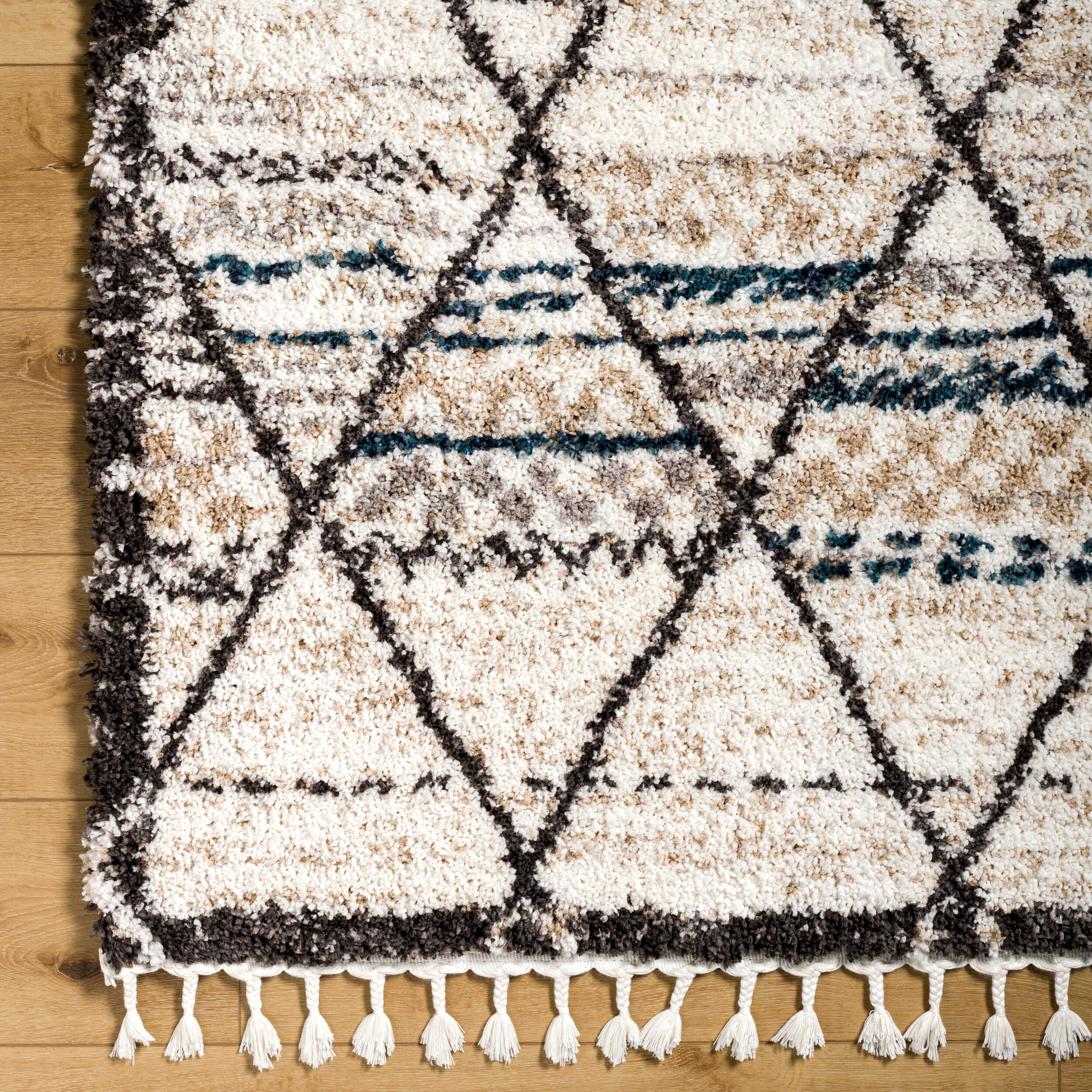 Surya Jakarta JKT-2305 White Area Rug by LIVABLISS