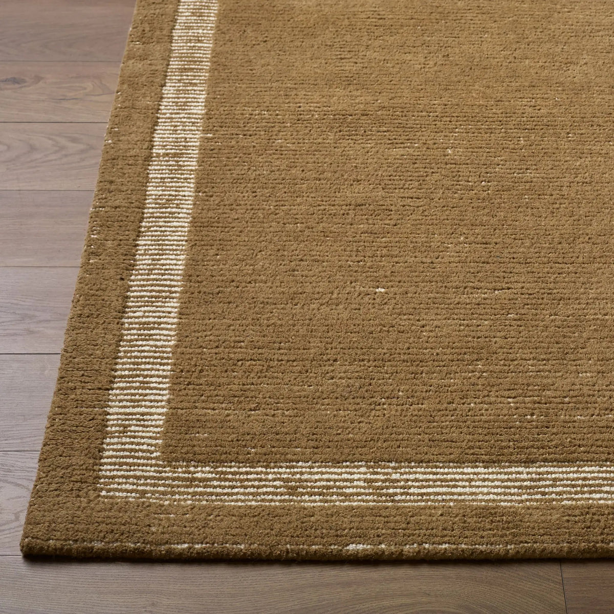 LIVABLISS Julia JLA-2308 Camel Area Rug