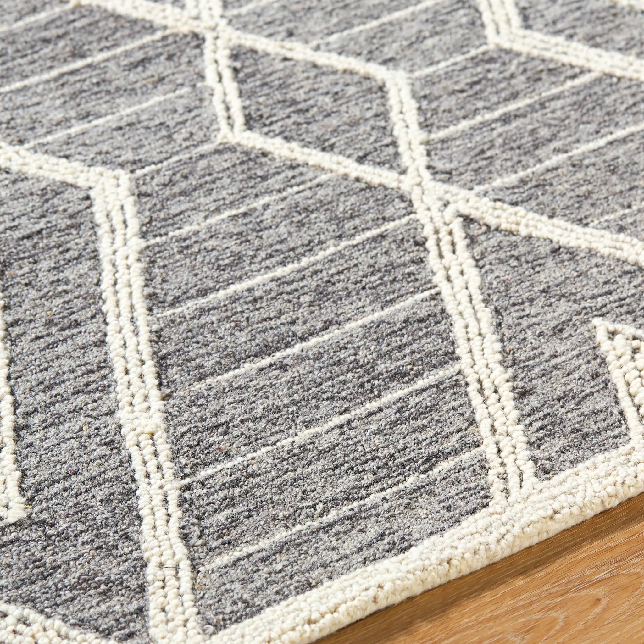 Jules JLS-2300 Slate-Gray Area Rug by LIVABLISS