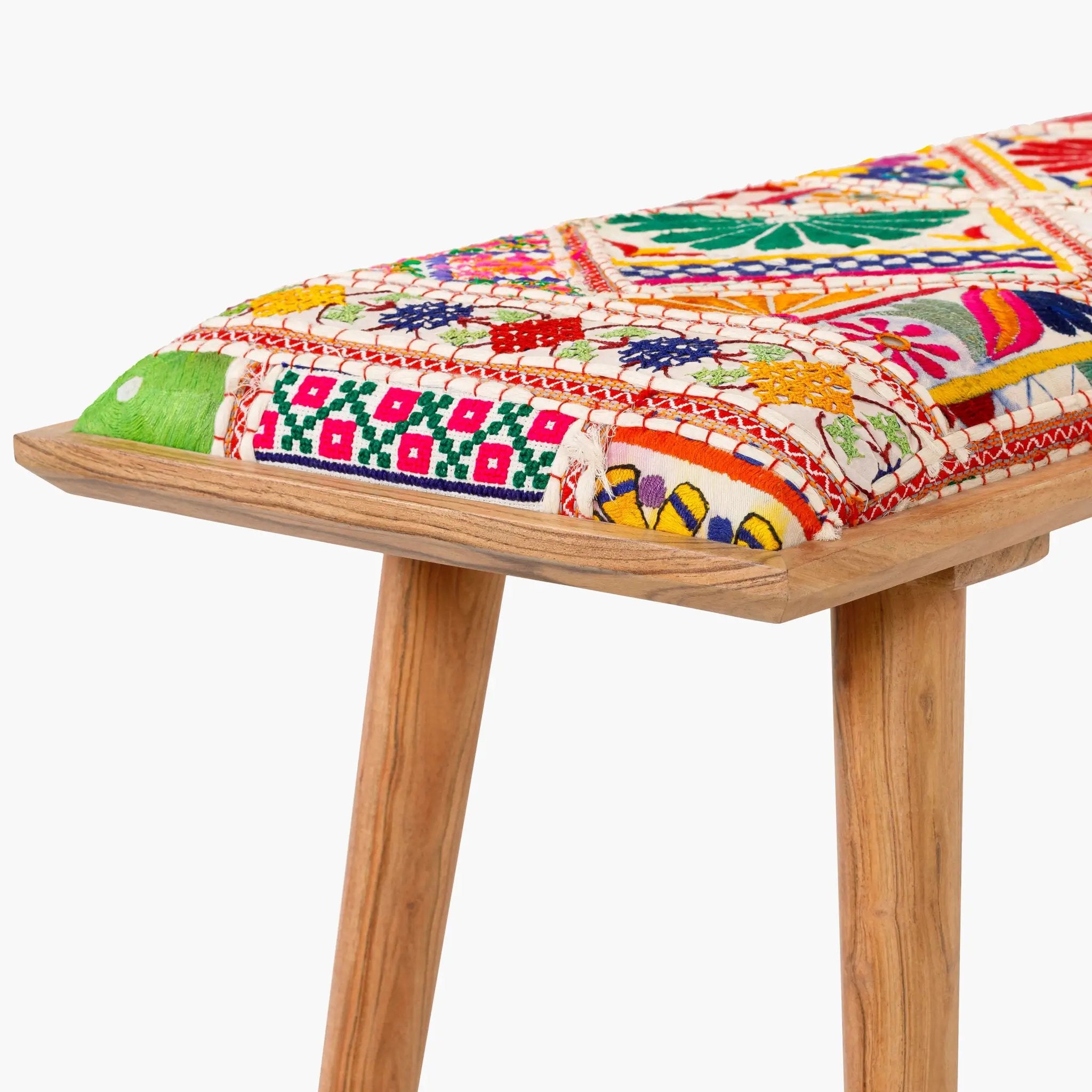 Karma KMA-001 Bench by LIVABLISS