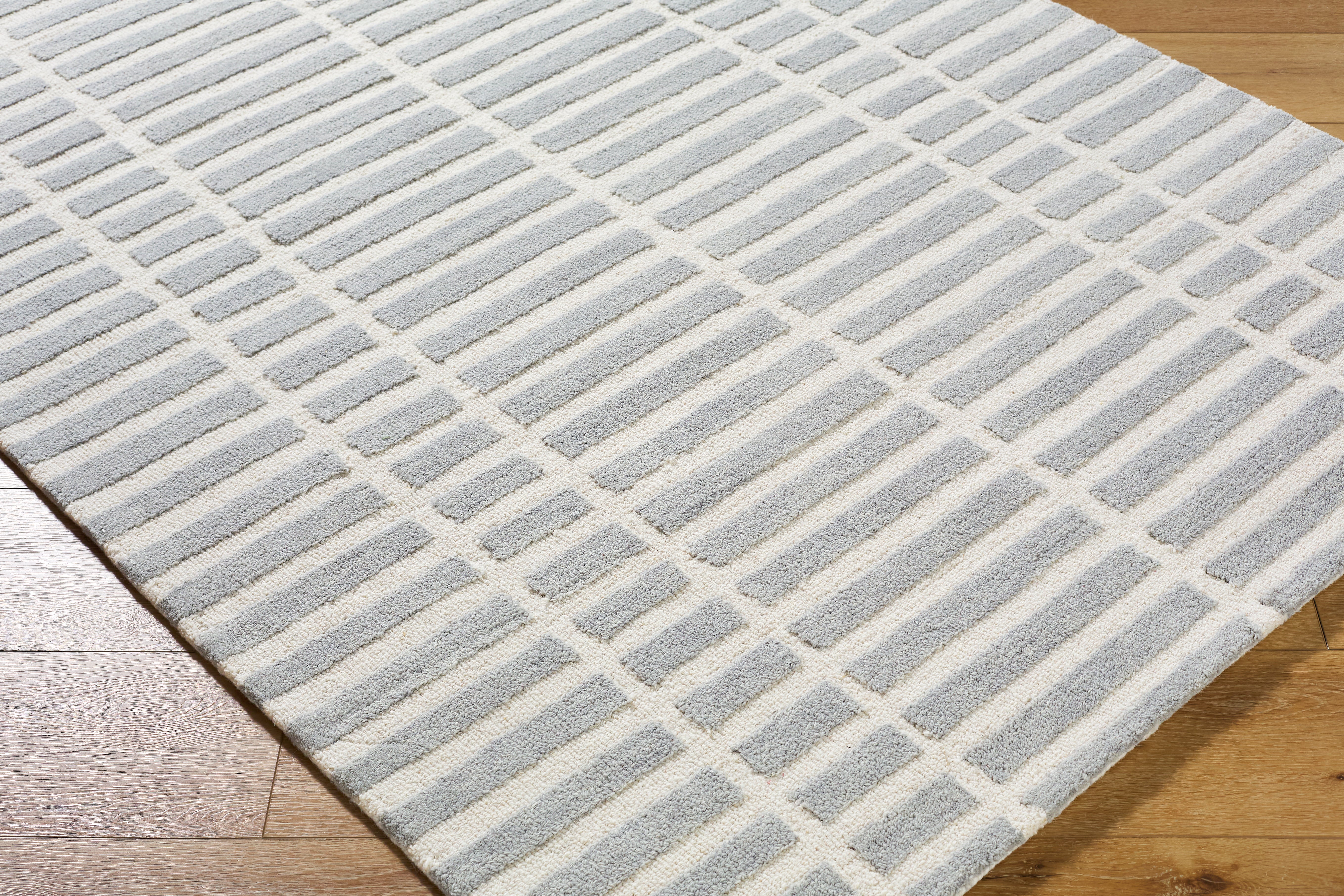 LIVABLISS Klopp KPP-2305 Area Rug