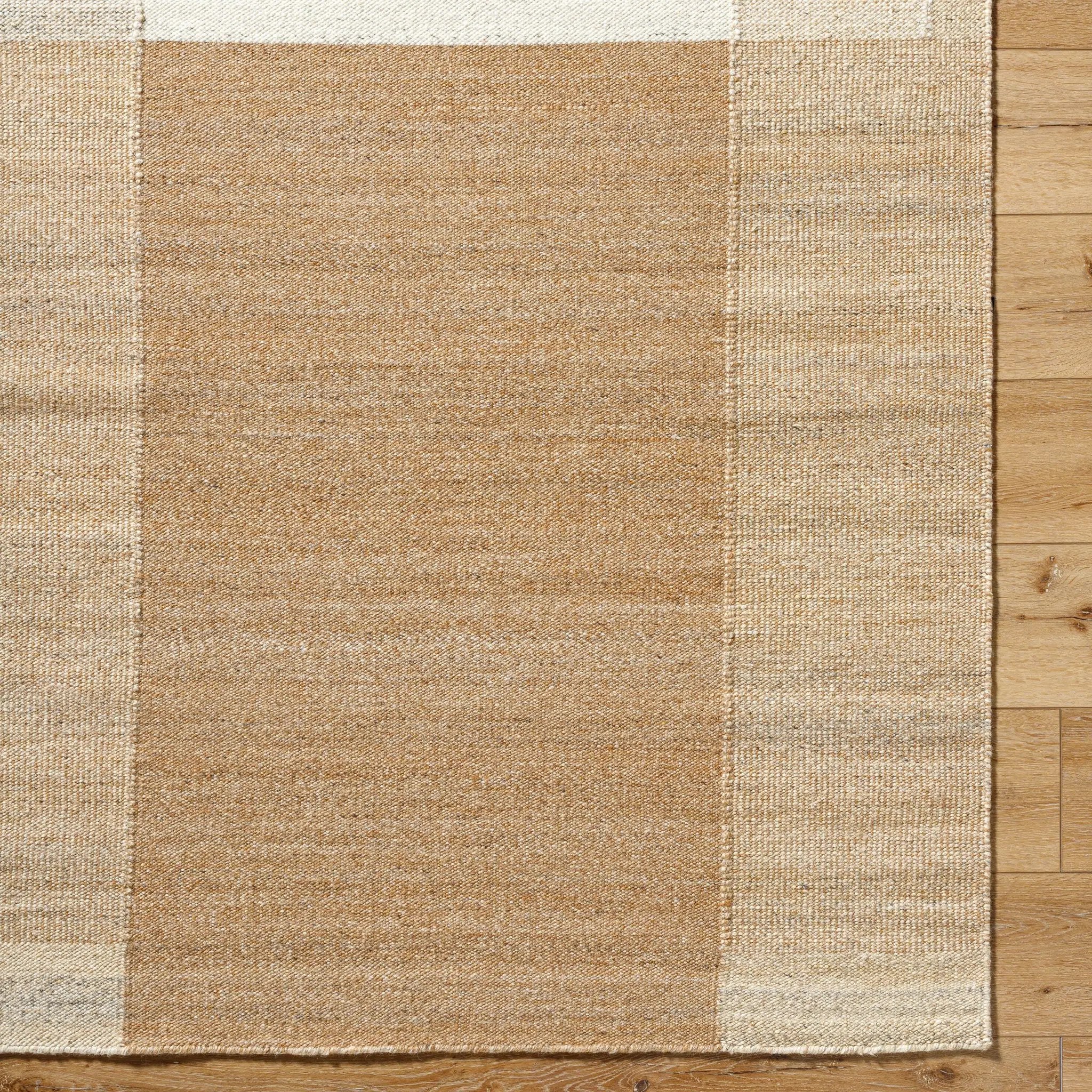 Lanesra LAR-2304 Beige Area Rug by LIVABLISS