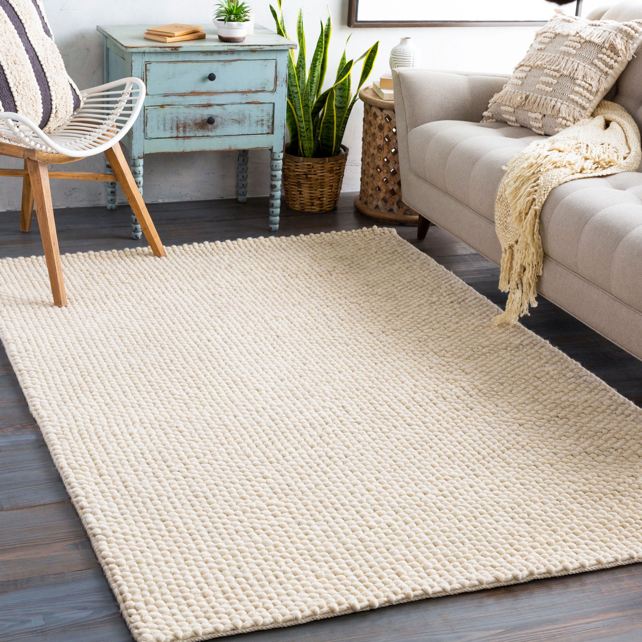 LIVABLISS Lucerne LNE-1000 Area Rug