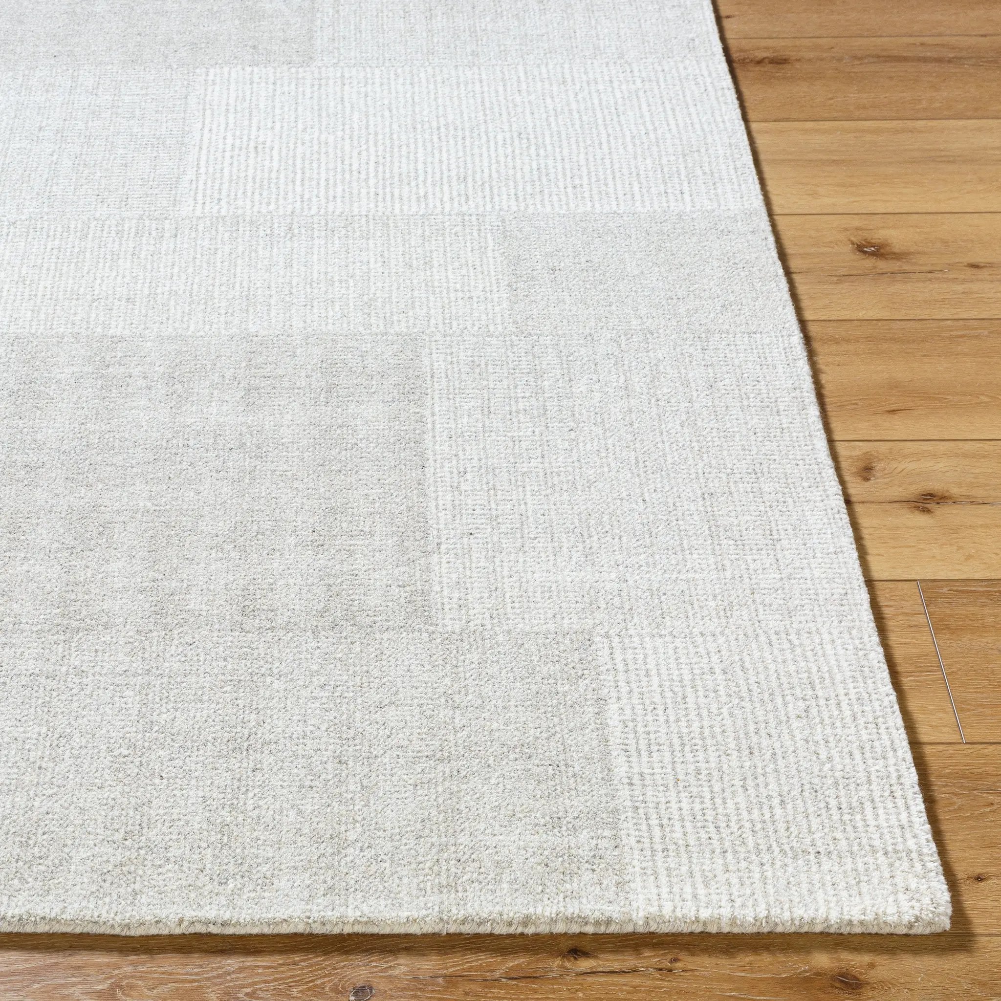 Las Palmas LSS-2301 Beige Area Rug by LIVABLISS