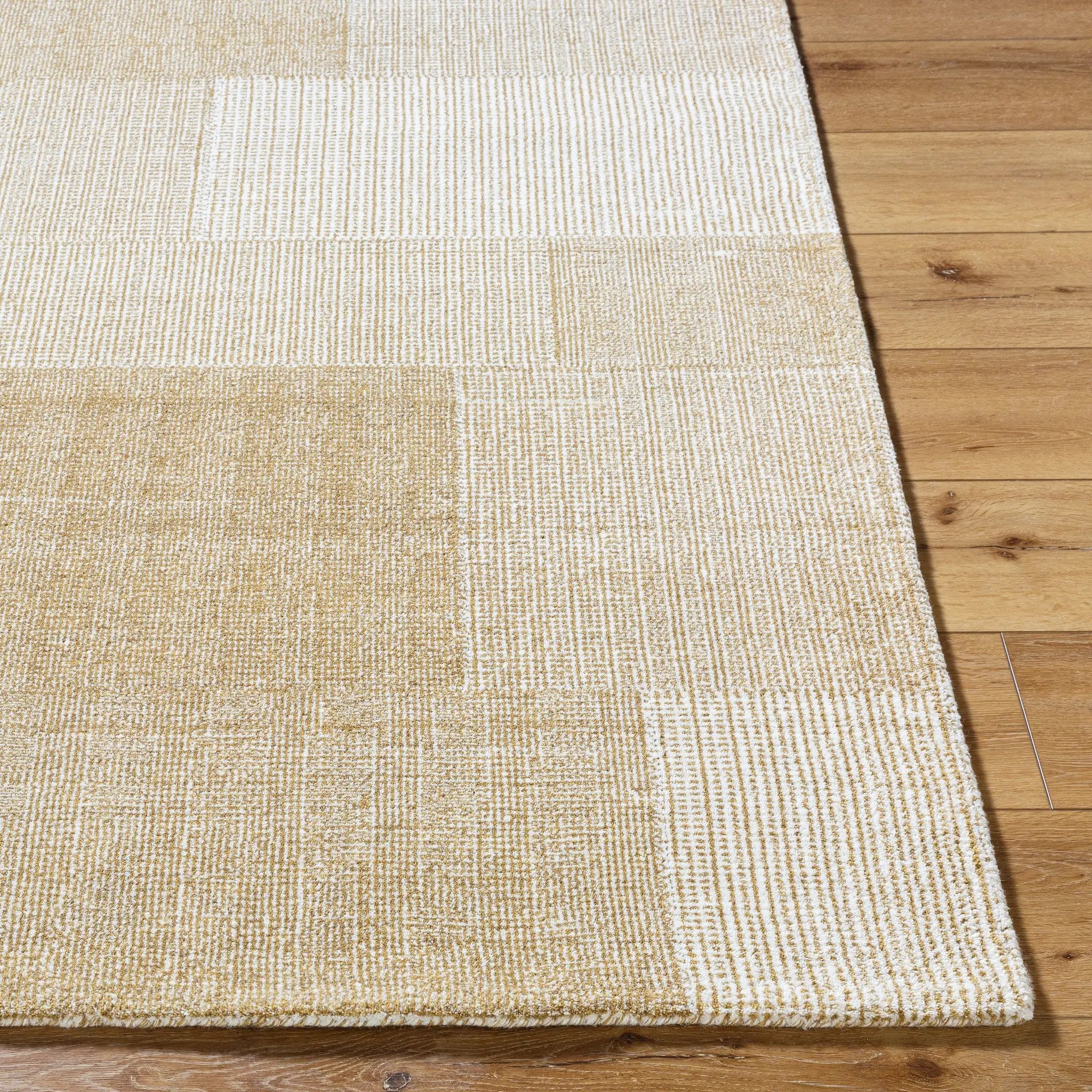 Las Palmas LSS-2302 Beige Area Rug by LIVABLISS