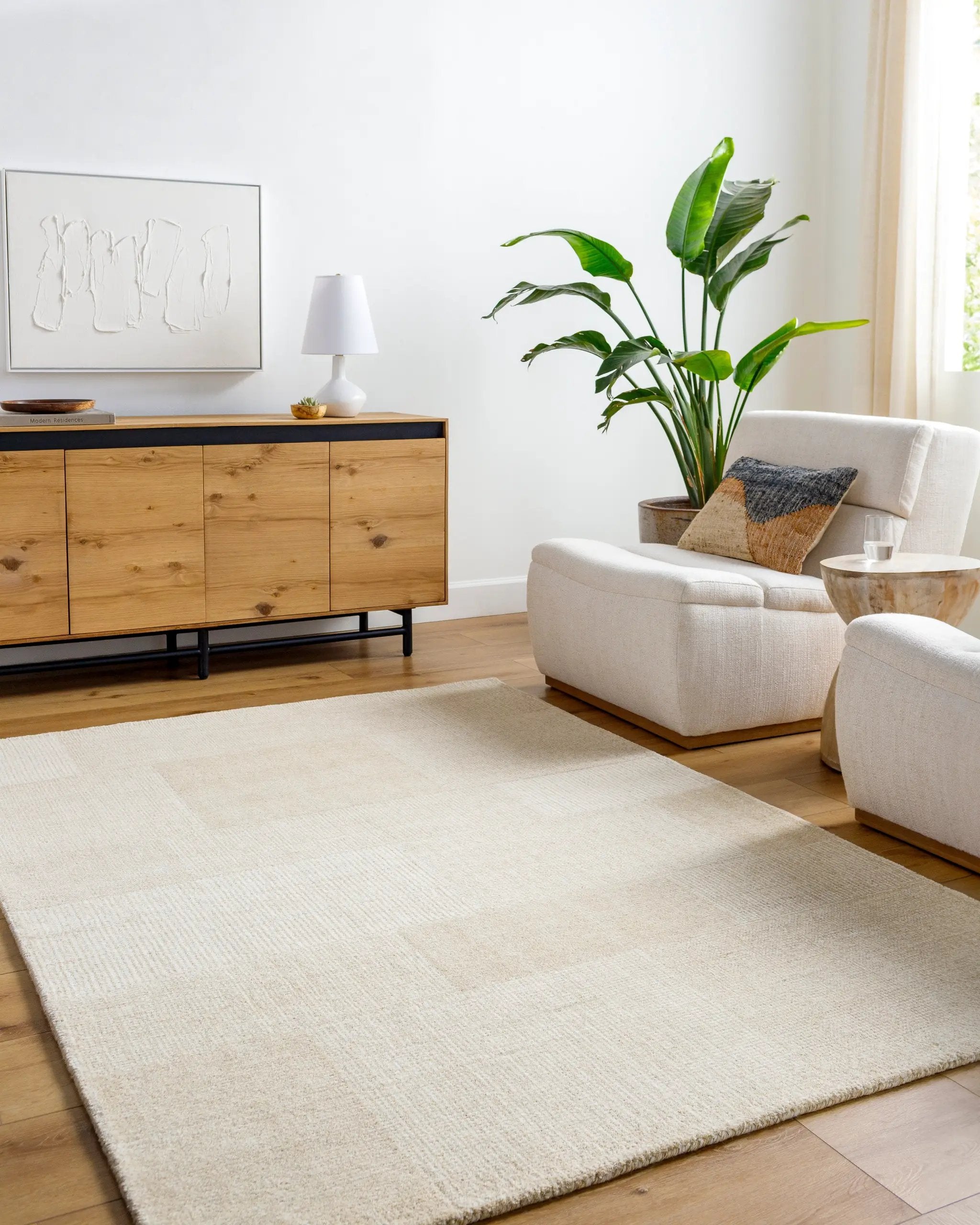 Las Palmas LSS-2303 Ivory Area Rug by LIVABLISS