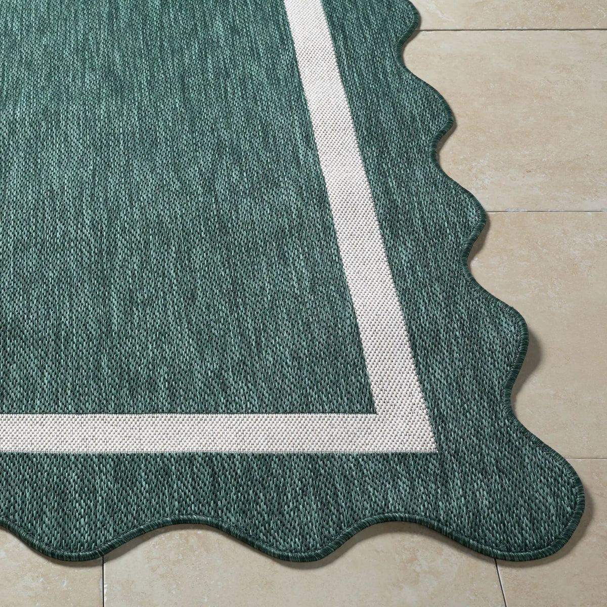 LIVABLISS Miami Beach MBH-2321 Dark-Green Area Rug
