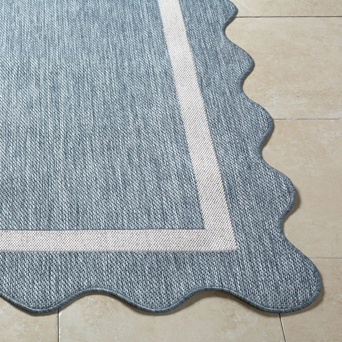 LIVABLISS Miami Beach MBH-2325 Blue Area Rug