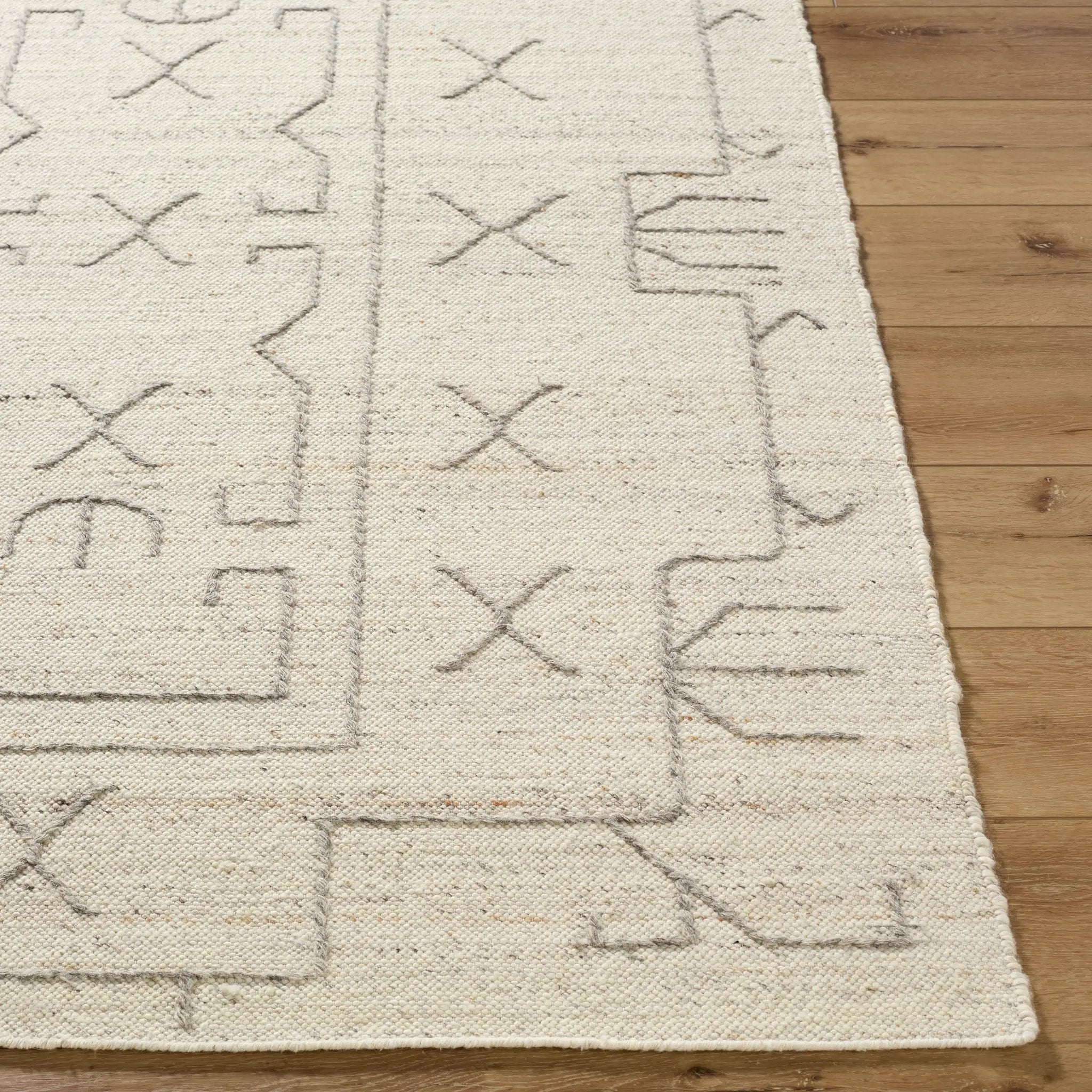 Marcela MCL-2301 Ivory Area Rug by LIVABLISS