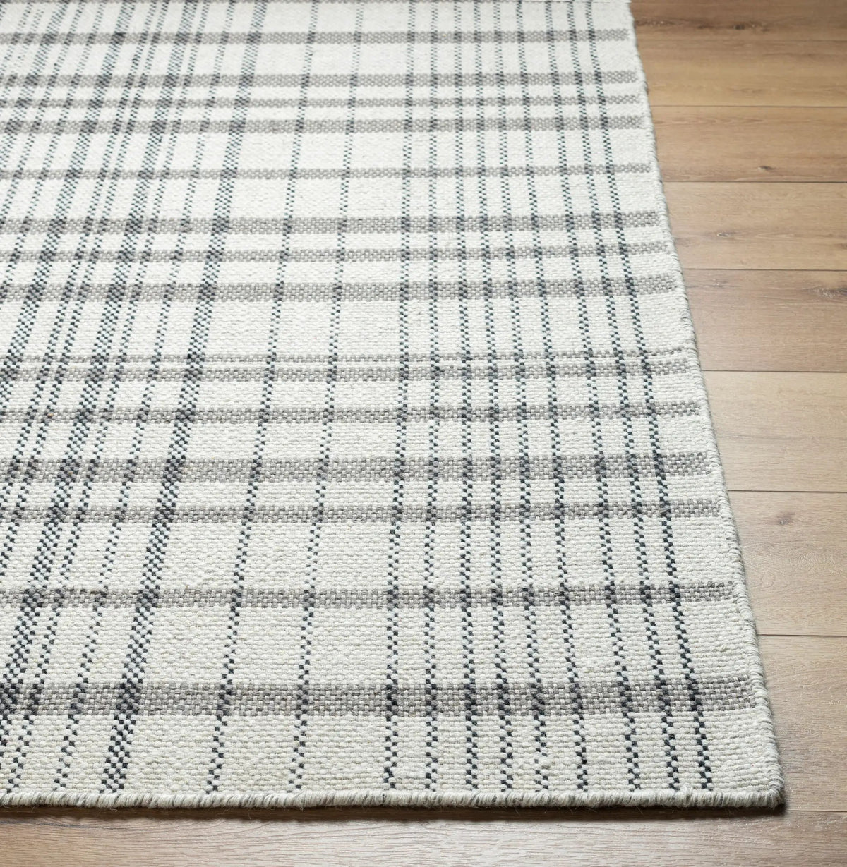 LIVABLISS Mardin MDI-2337 Ivory Area Rug