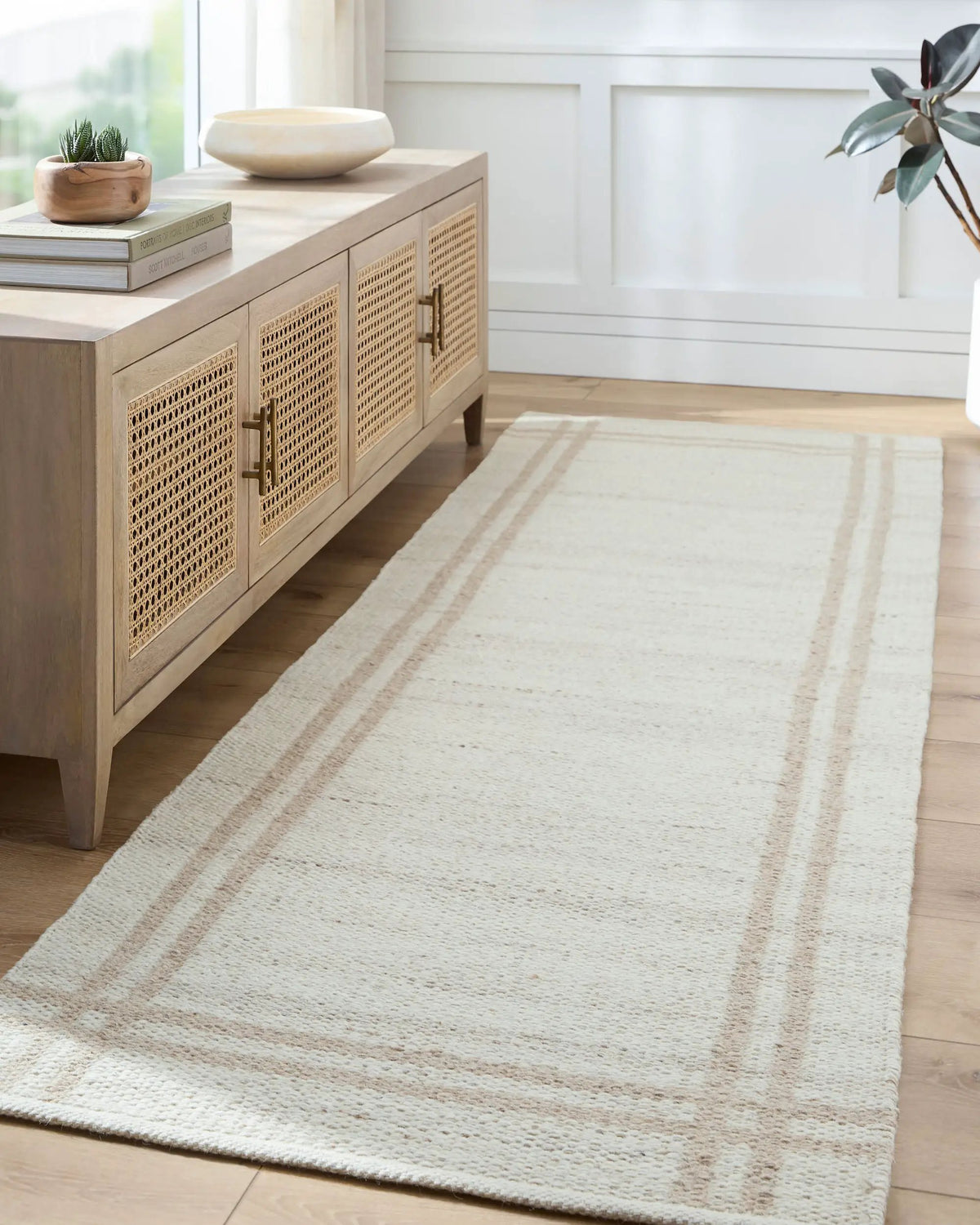 LIVABLISS Mardin MDI-2350 Ivory Area Rug