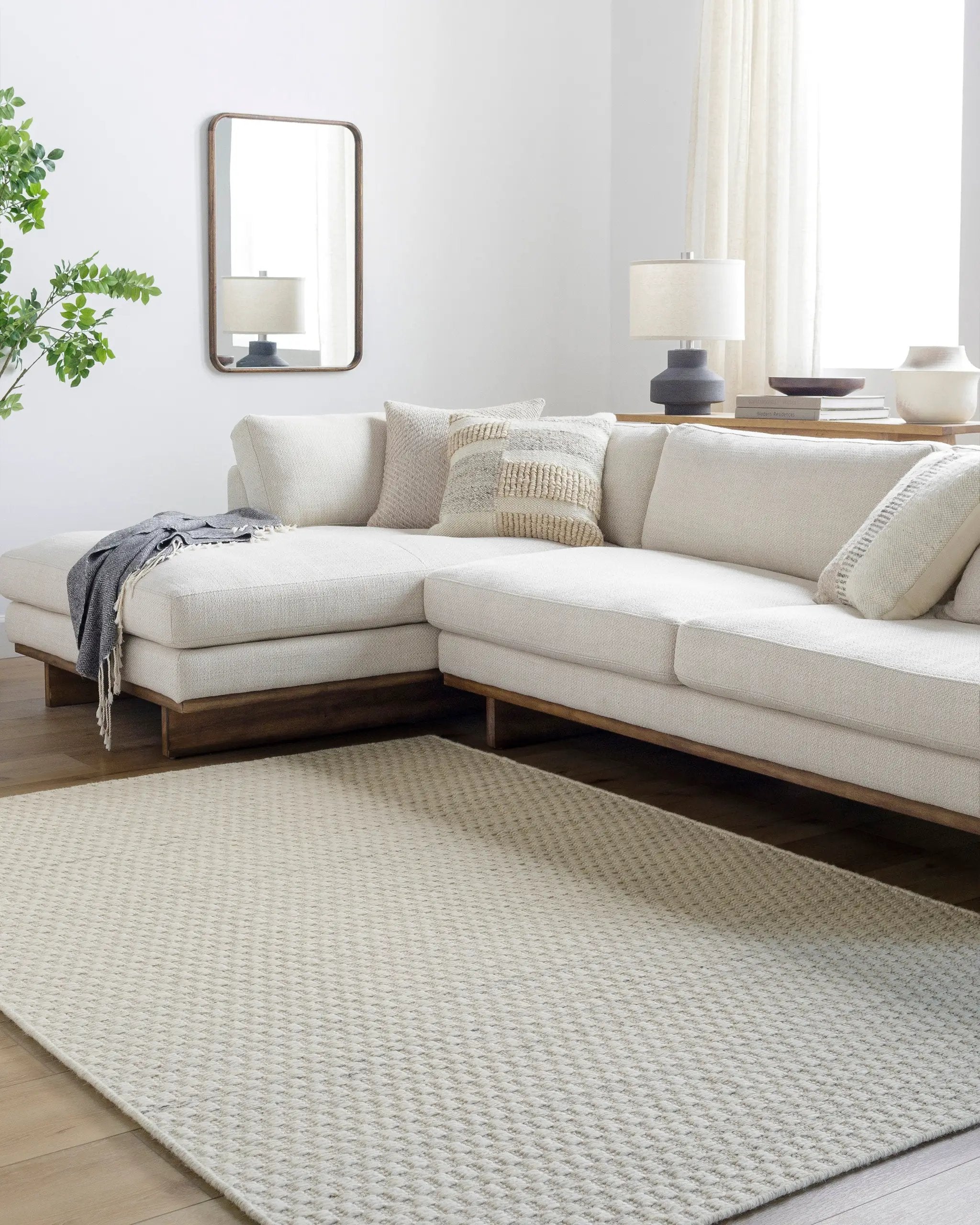 Mardin MDI-2357 Ivory Area Rug by LIVABLISS