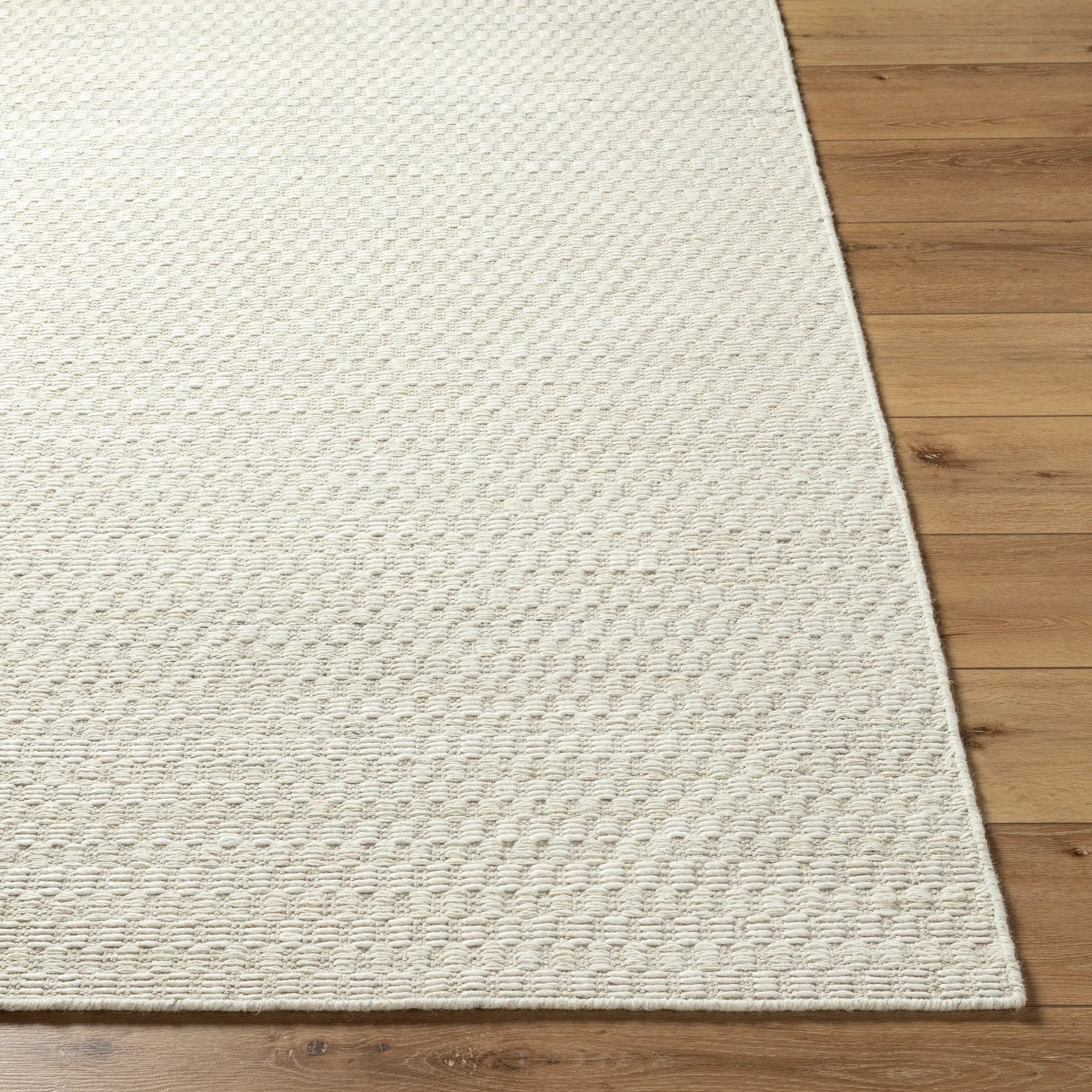 Mardin MDI-2357 Ivory Area Rug by LIVABLISS