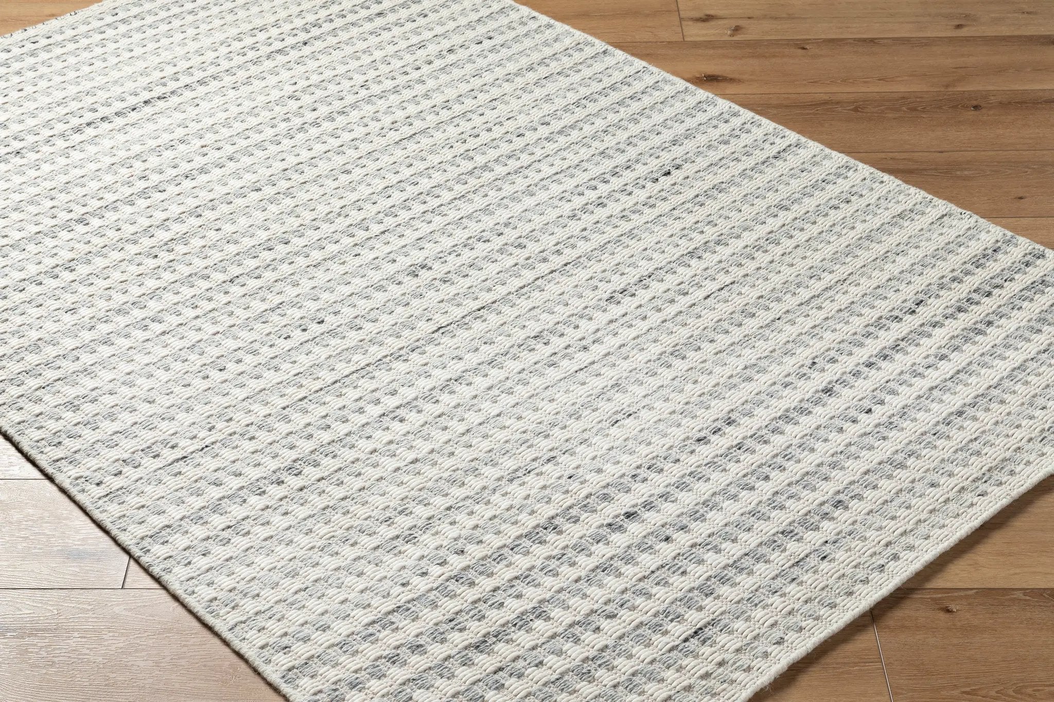 Mardin MDI-2358 Ivory Area Rug by LIVABLISS