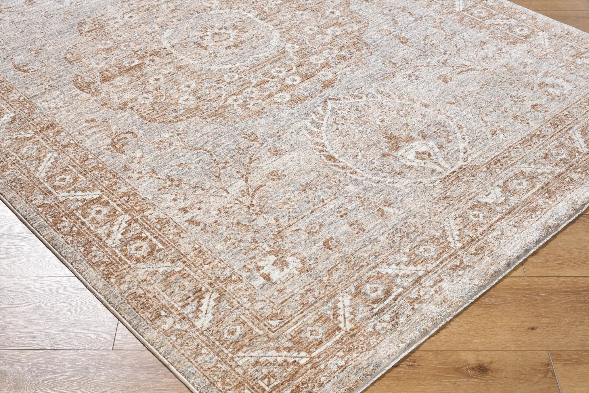 Misterio Plus MIP-2303 Cream Area Rug by LIVABLISS