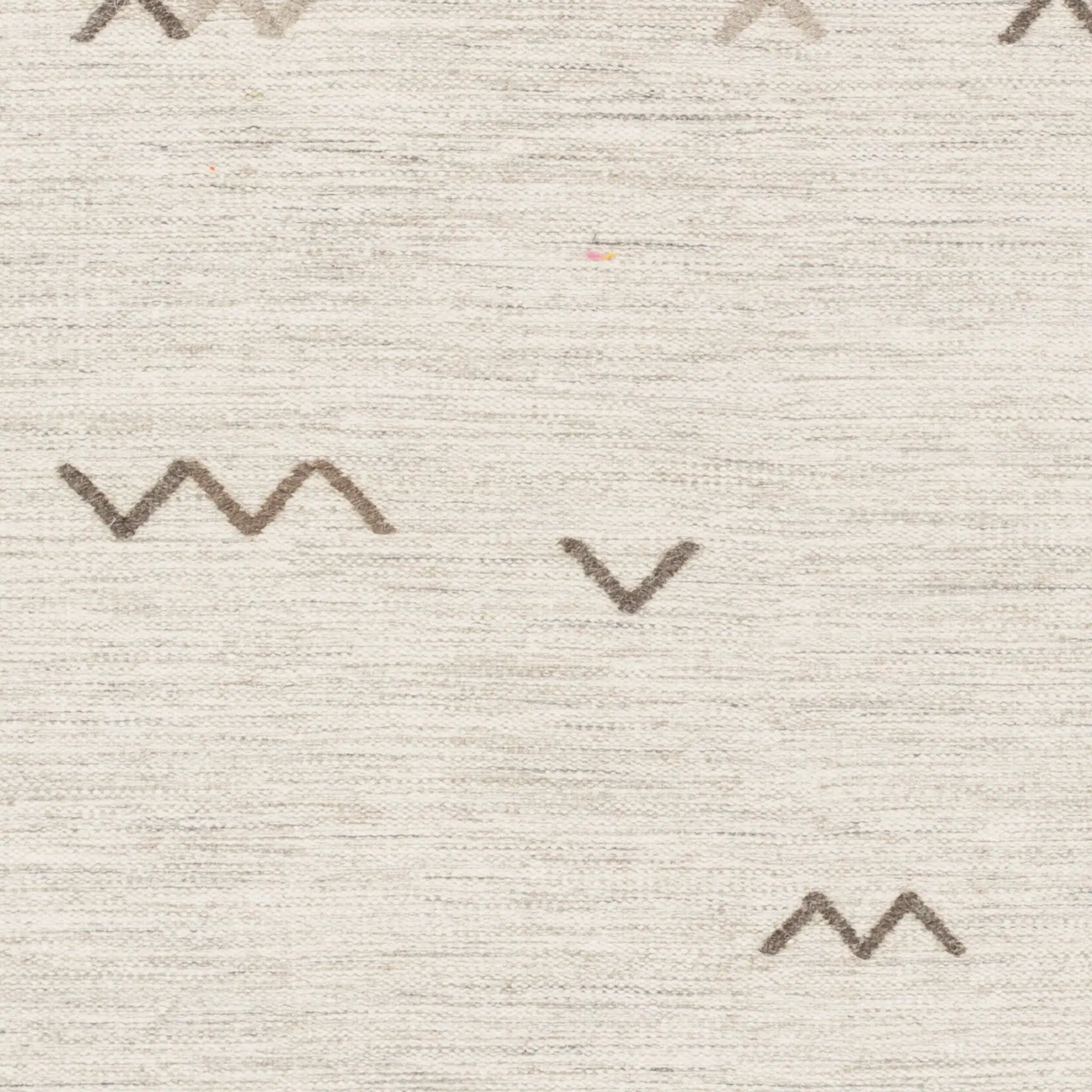 Montezuma MTZ-2004 Off-White Area Rug by LIVABLISS