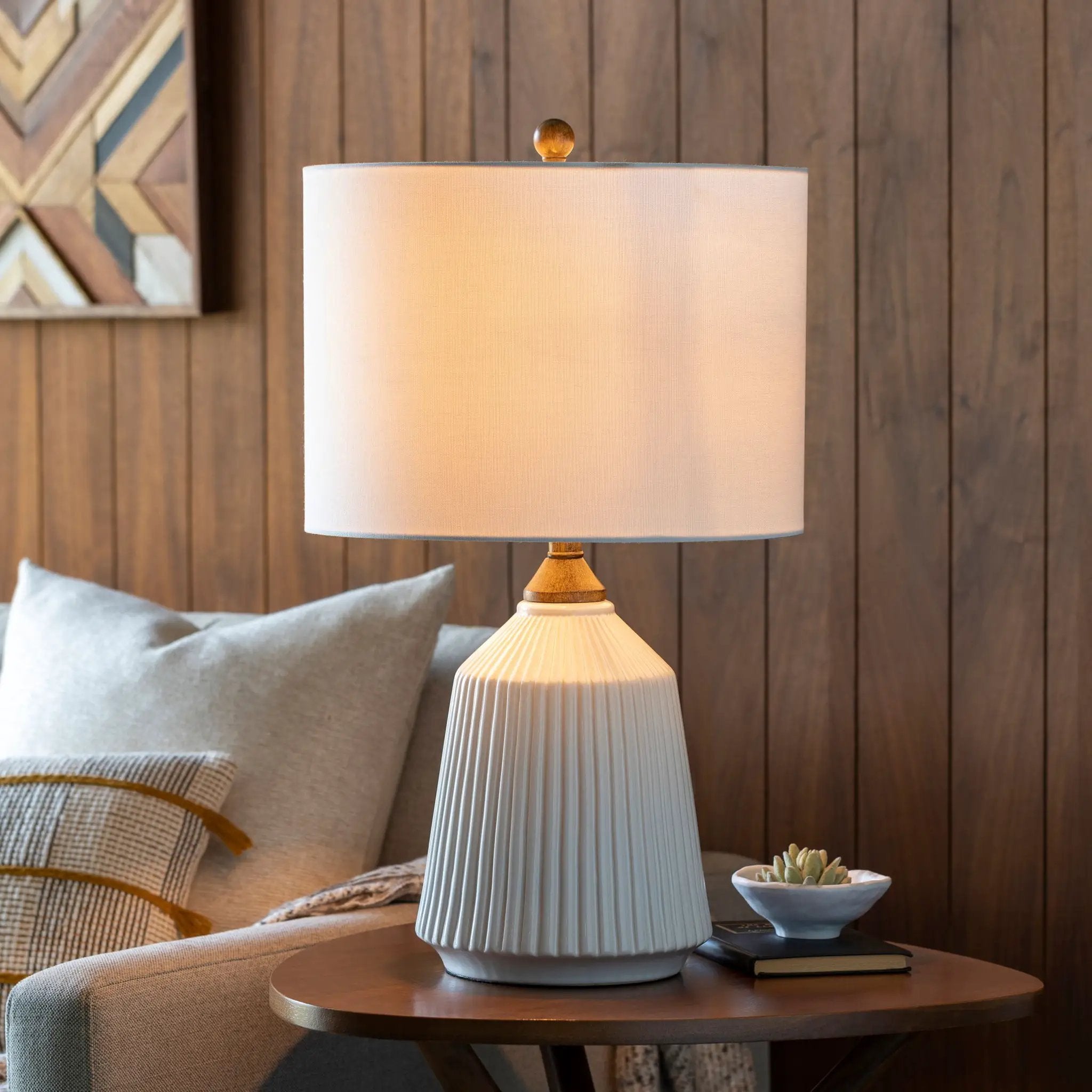 Lennon NNN-001 Accent Table Lamp by LIVABLISS