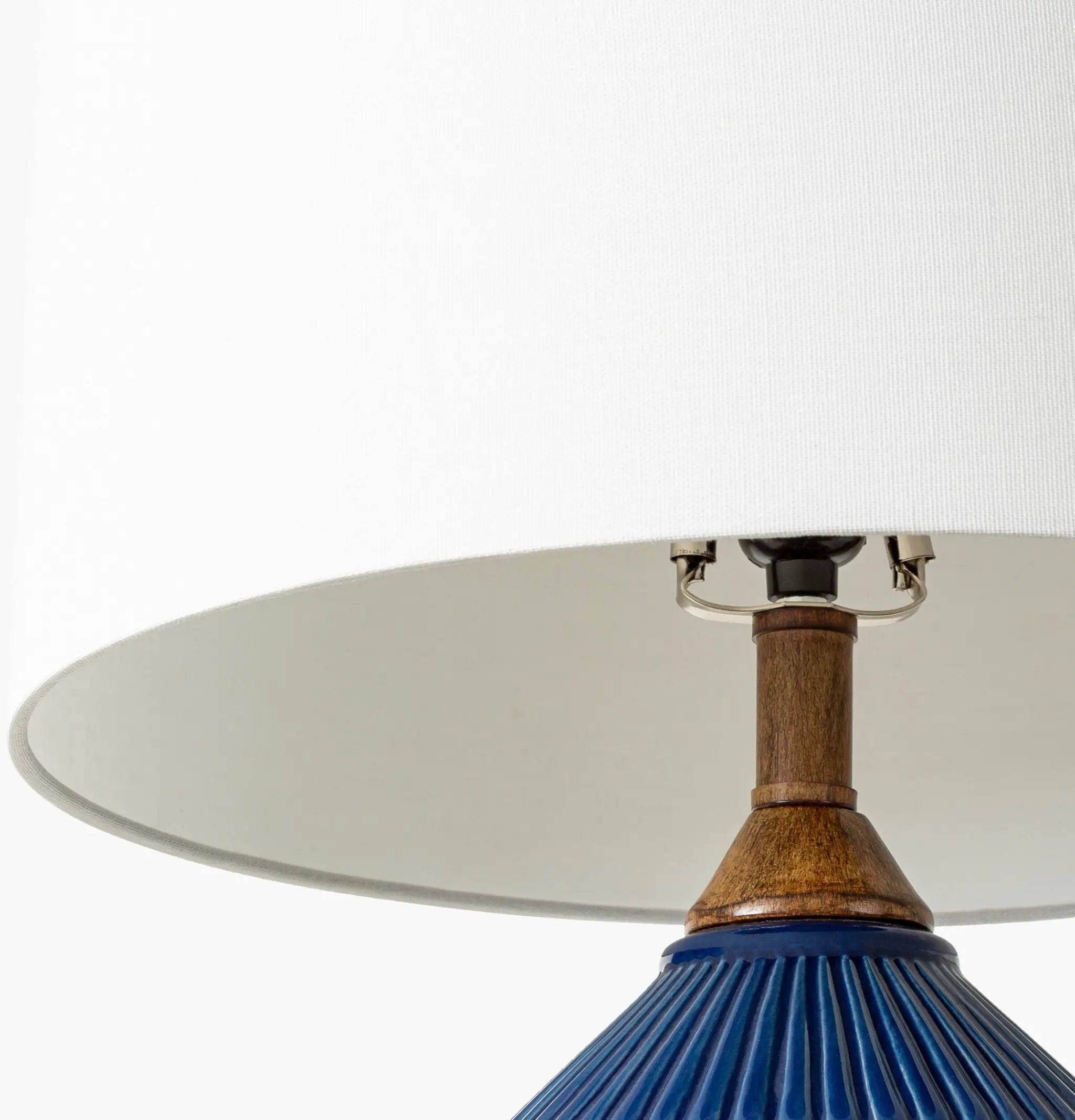 Lennon NNN-002 Accent Table Lamp by LIVABLISS