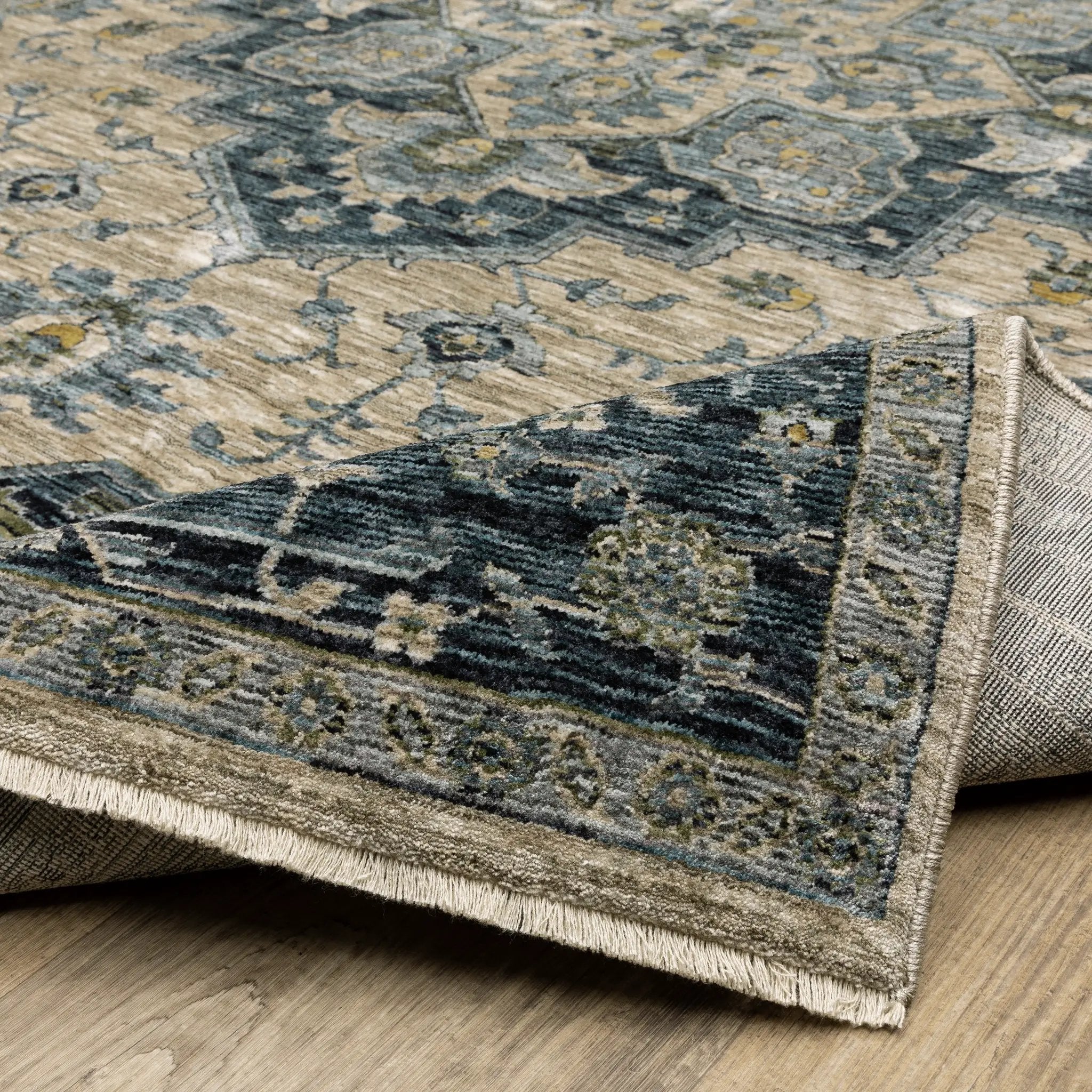 Aberdeen 051G1 Blue/ Tan Area Rug by Oriental Weavers