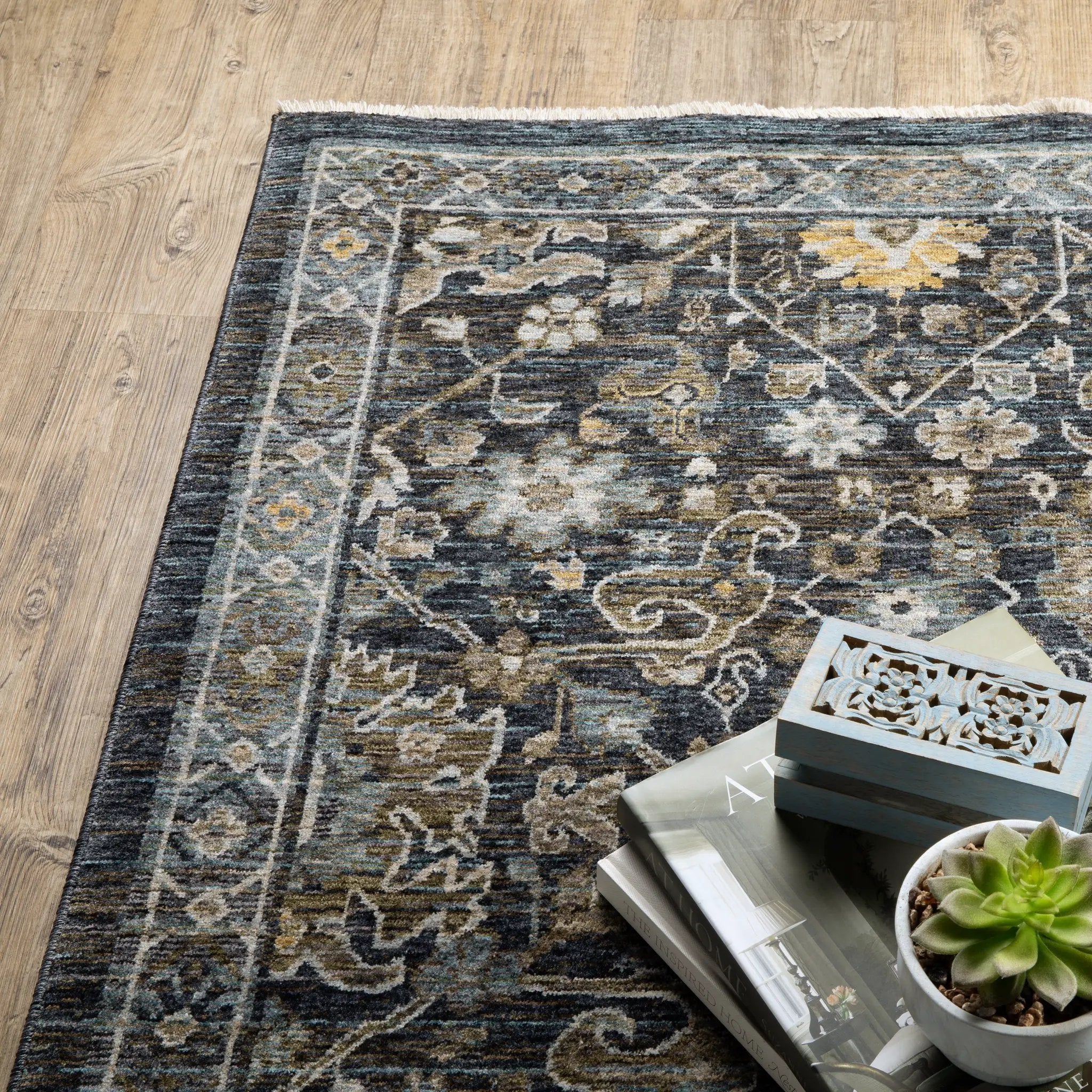 Aberdeen 533K1 Blue/ Light Blue Area Rug by Oriental Weavers