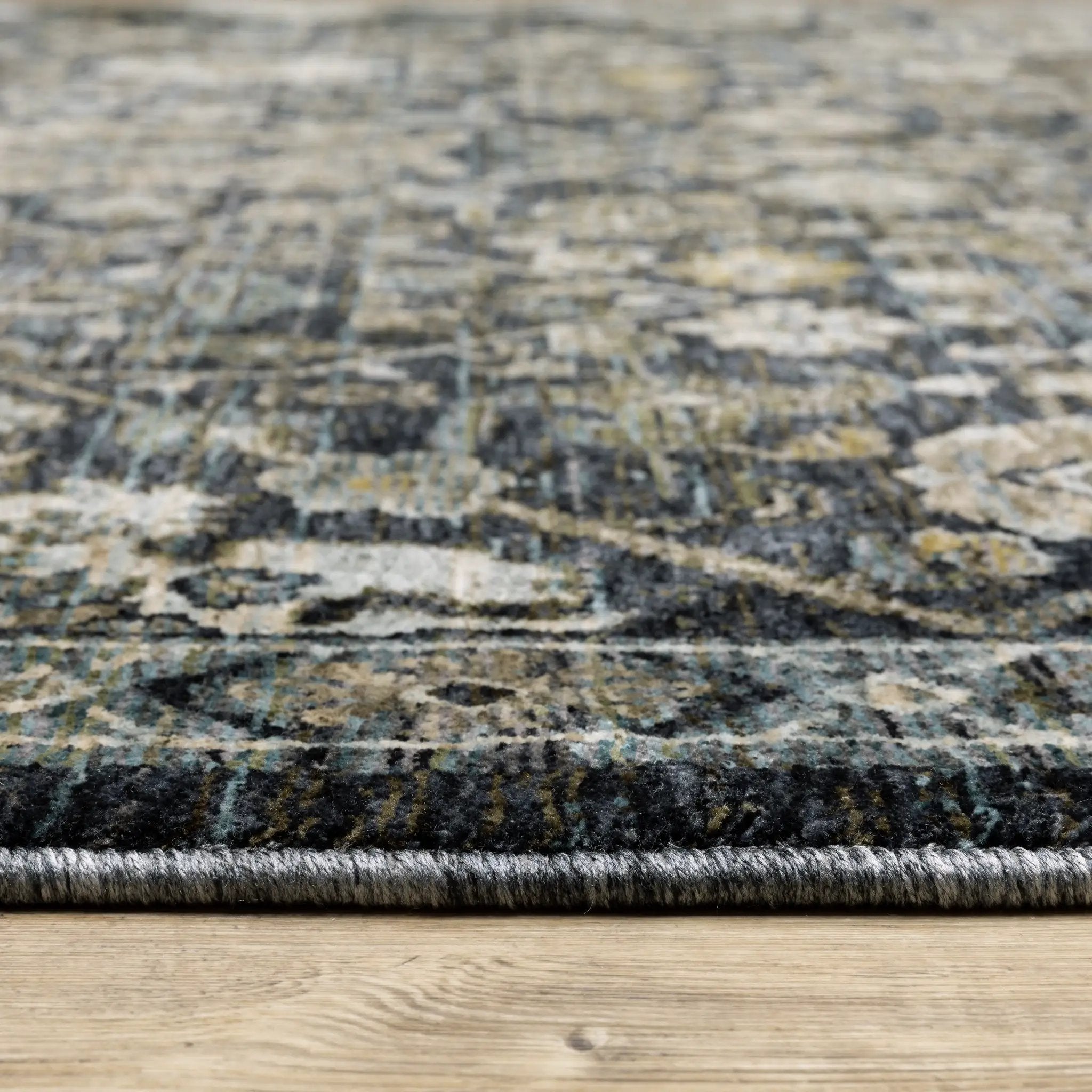 Aberdeen 533K1 Blue/ Light Blue Area Rug by Oriental Weavers