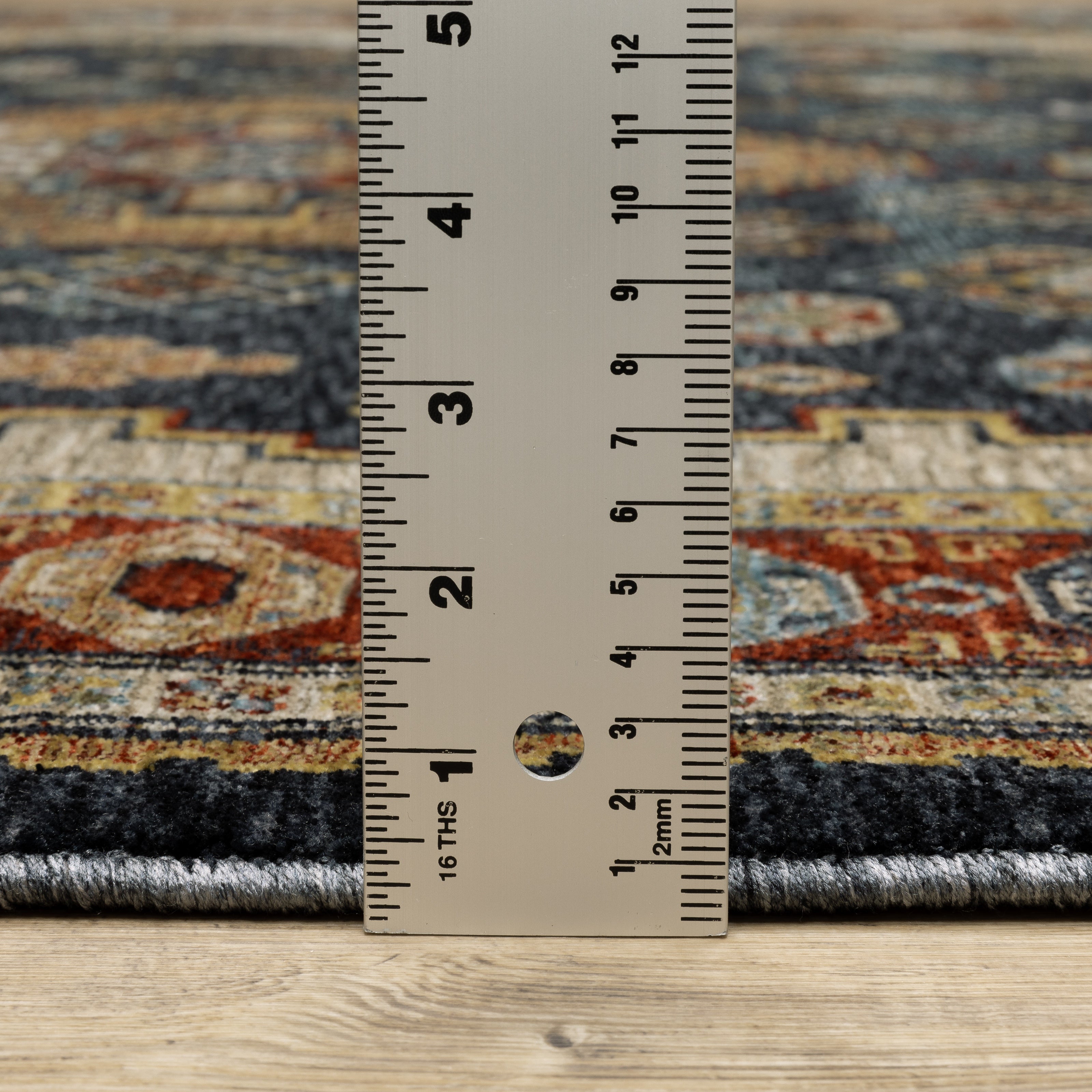 Aberdeen 005W1 Blue/ Multi Traditional Area Rug by Oriental Weavers