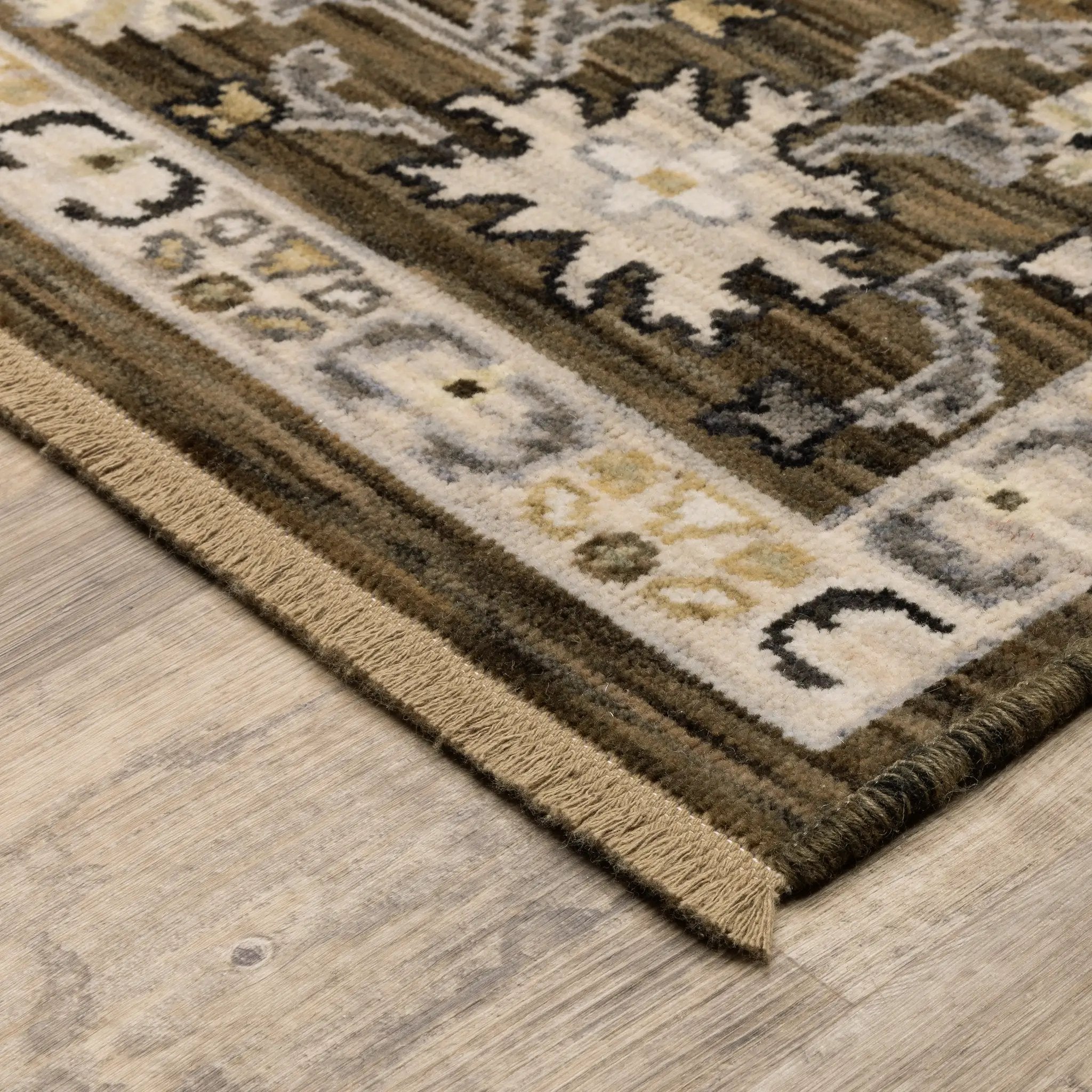 Acacia ACA01 Brown/ Tan Area Rug by Oriental Weavers