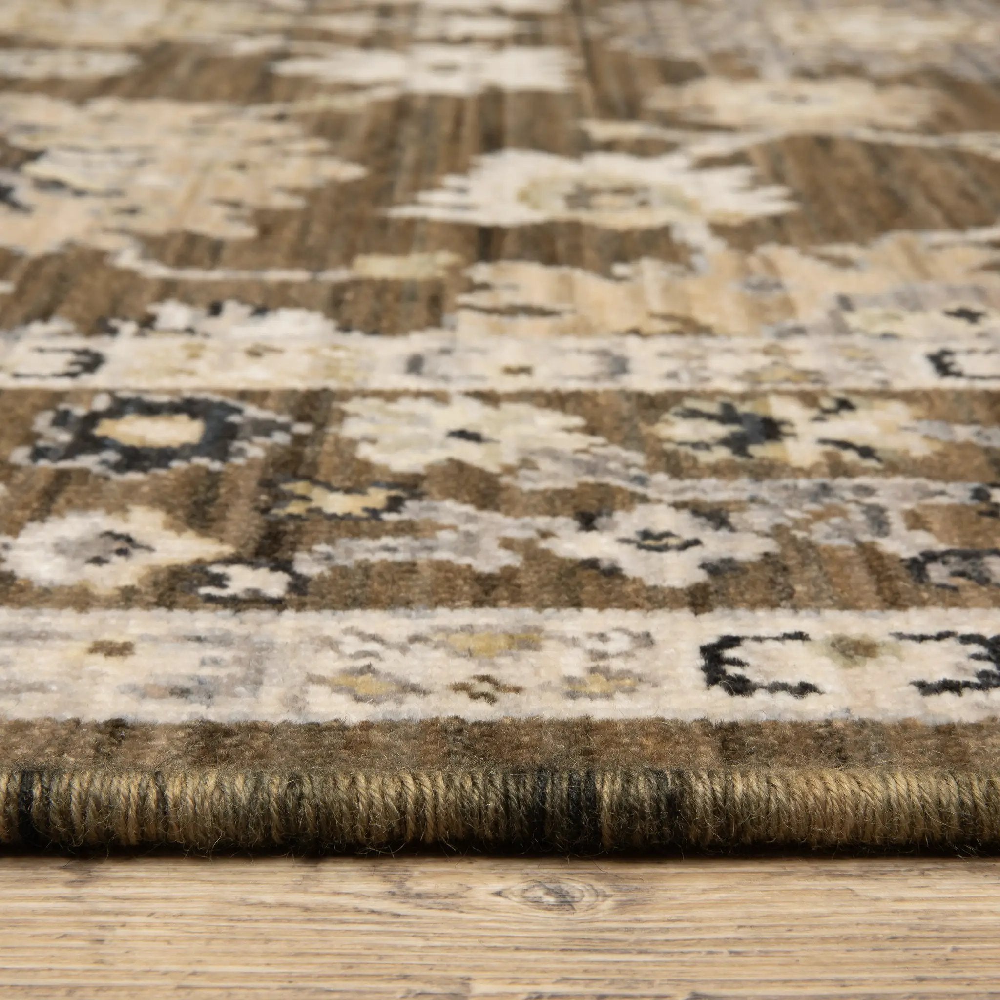 Acacia ACA01 Brown/ Tan Area Rug by Oriental Weavers