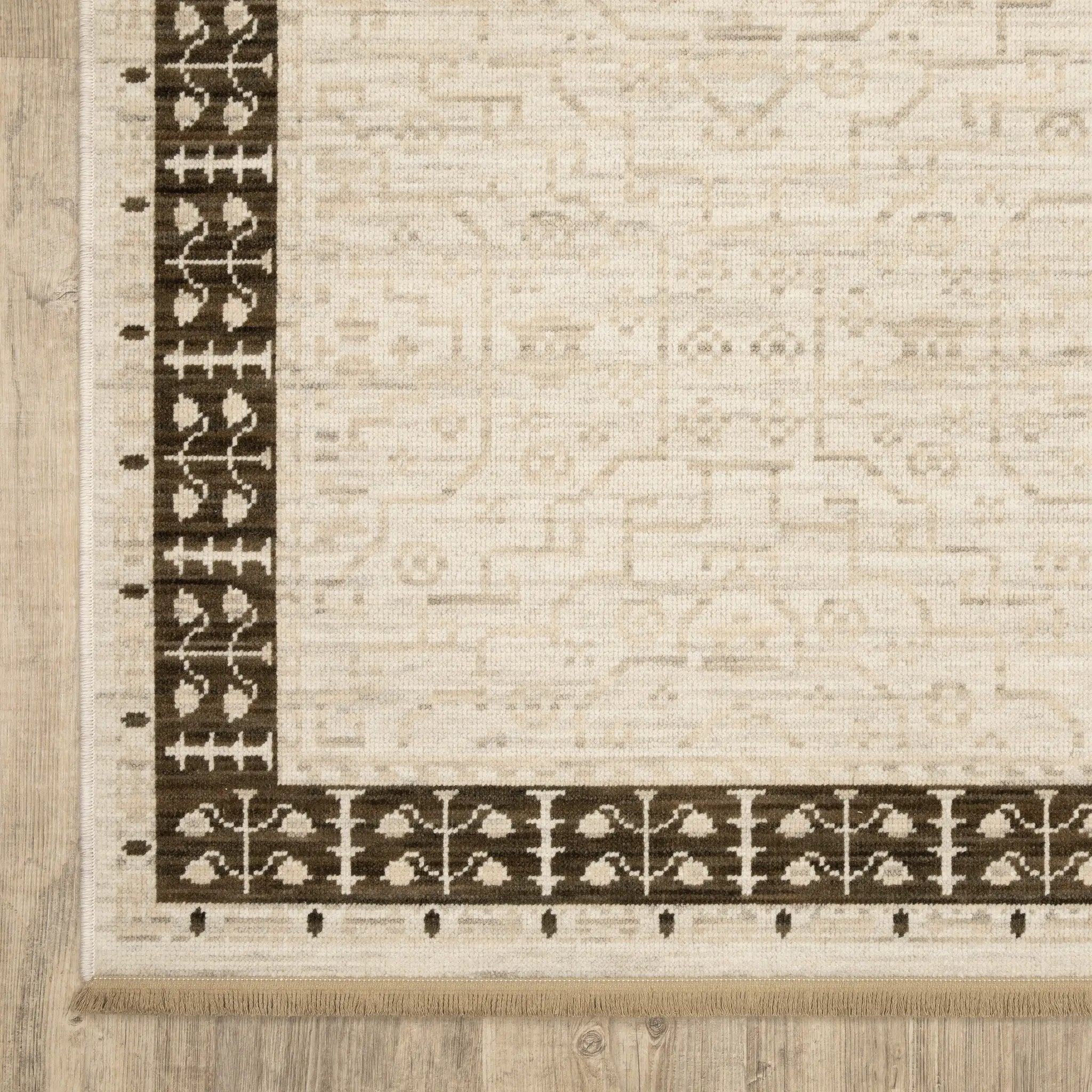 Acacia ACA02 Beige/ Brown Area Rug by Oriental Weavers