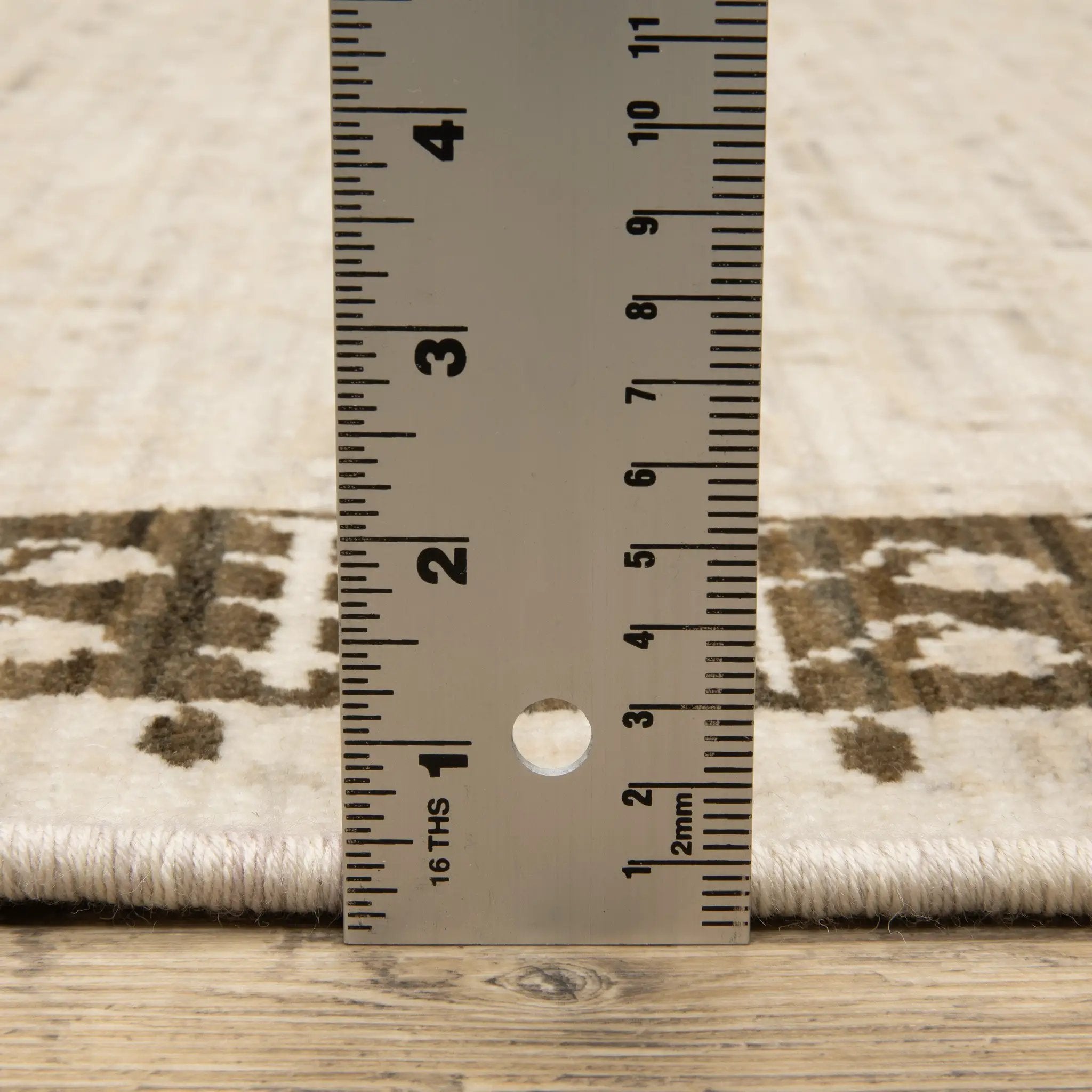 Acacia ACA02 Beige/ Brown Area Rug by Oriental Weavers