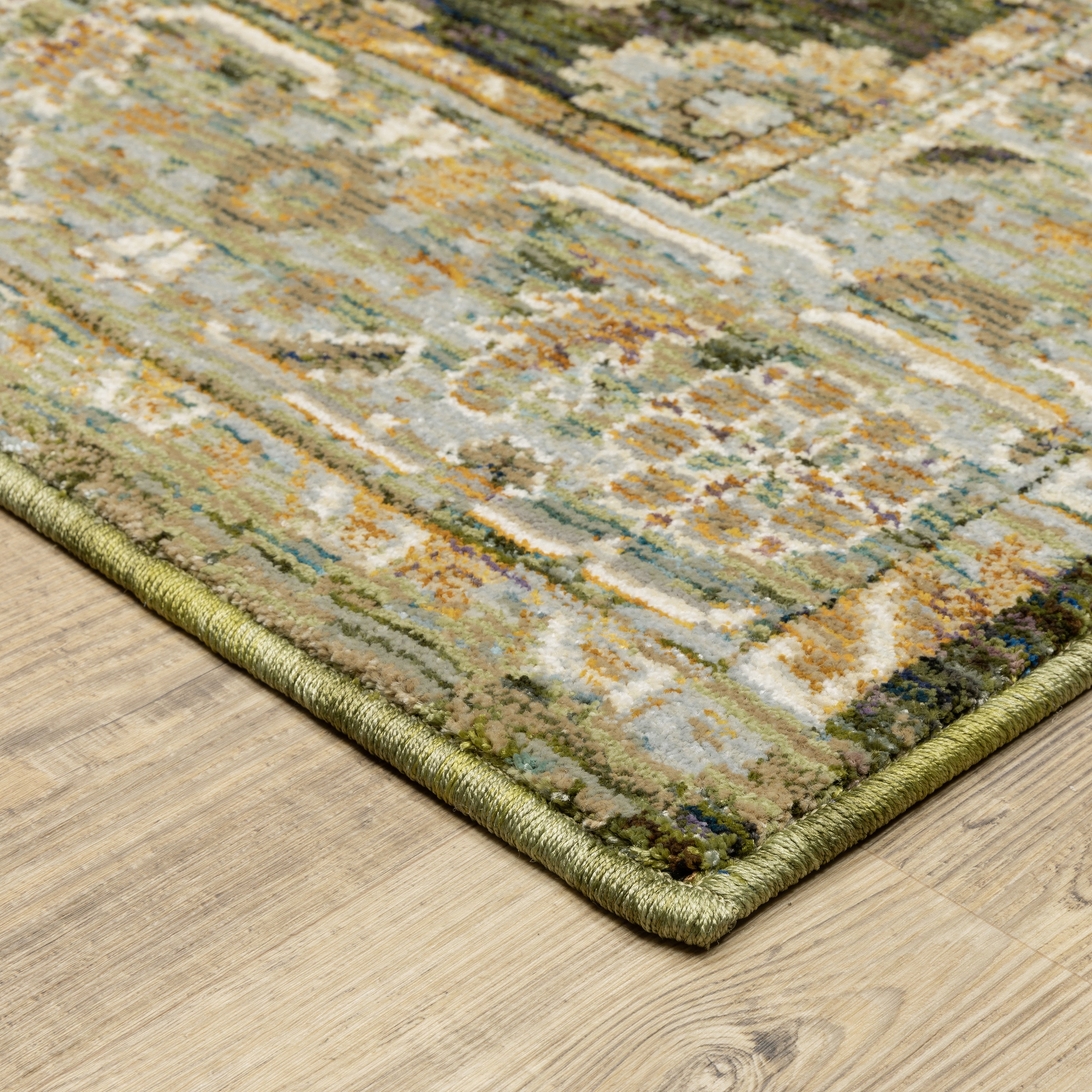 Andorra 2417B Green/Gold Area Rug, green gold modern traditional area rug with vintage-inspired pattern and dense soft pile.