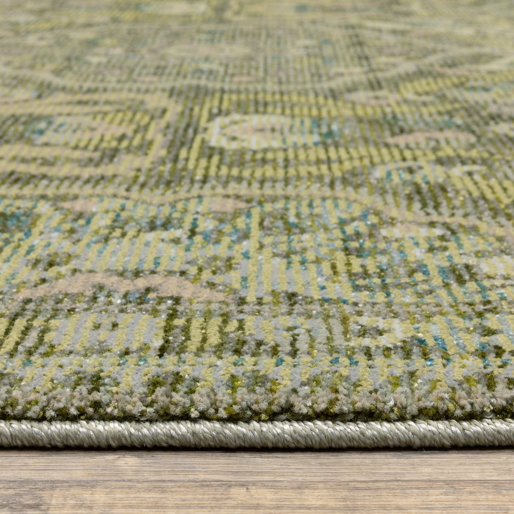 Andorra 3709C Green/Gold Area Rug, green gold modern traditional area rug with jewel-toned vintage-inspired pattern and dense pile.