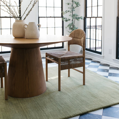 Aniston II 27115 Silver Area Rug, silver solid wool area rug with heathered texture and plush hand-tufted surface.
