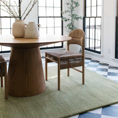 Aniston II 27115 Silver Area Rug, silver solid wool area rug with heathered texture and plush hand-tufted surface.
