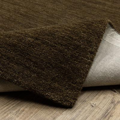 Aniston II 27117 Brown Area Rug, brown solid wool area rug with heathered texture and plush hand-tufted surface.