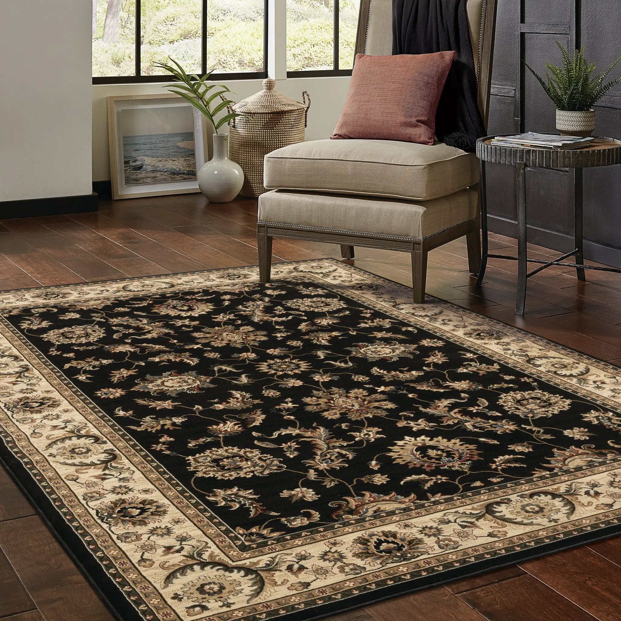 Ariana 311K3 Black/ Ivory Area Rug by Oriental Weavers