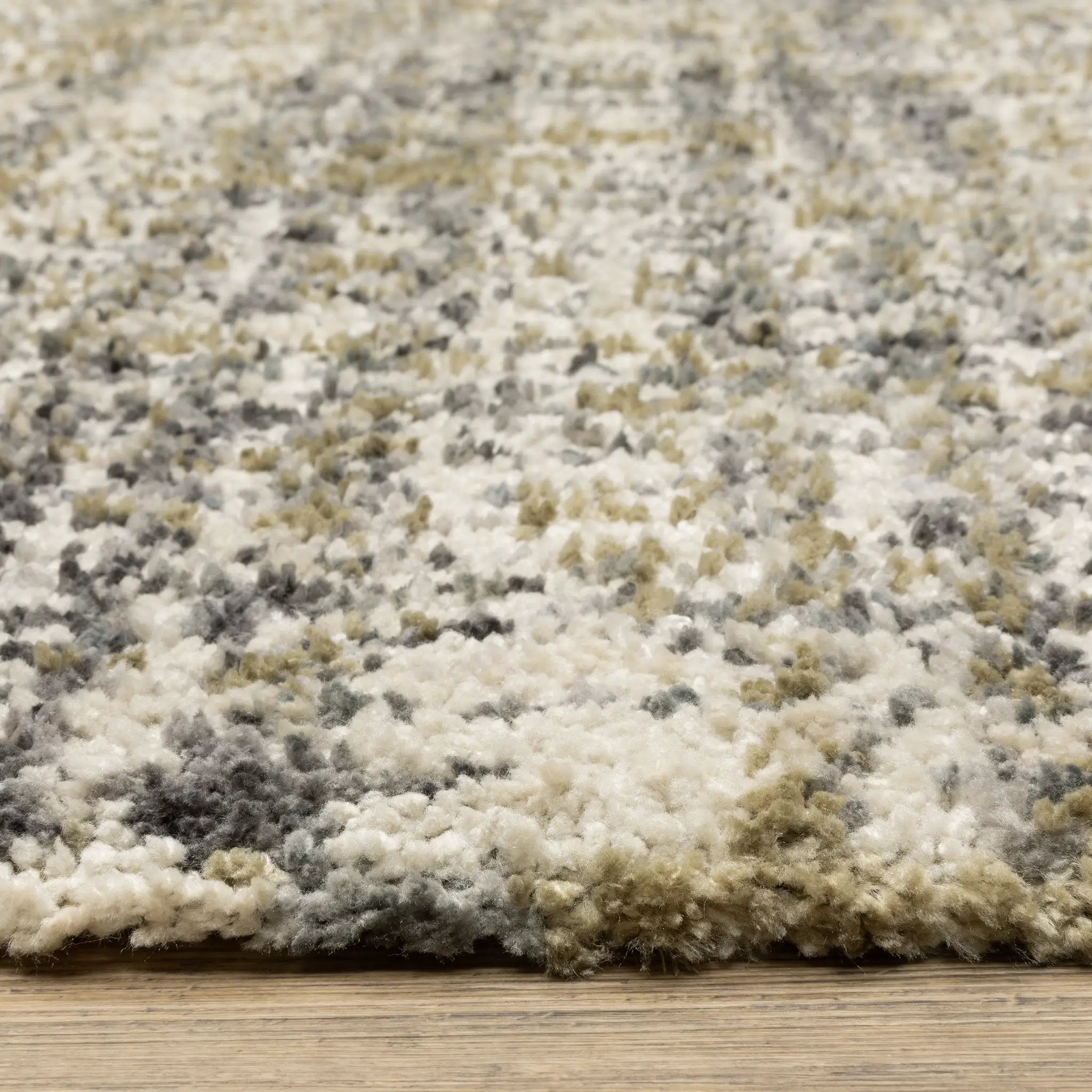 Aspen 2877B Ivory/ Gold Area Rug by Oriental Weavers