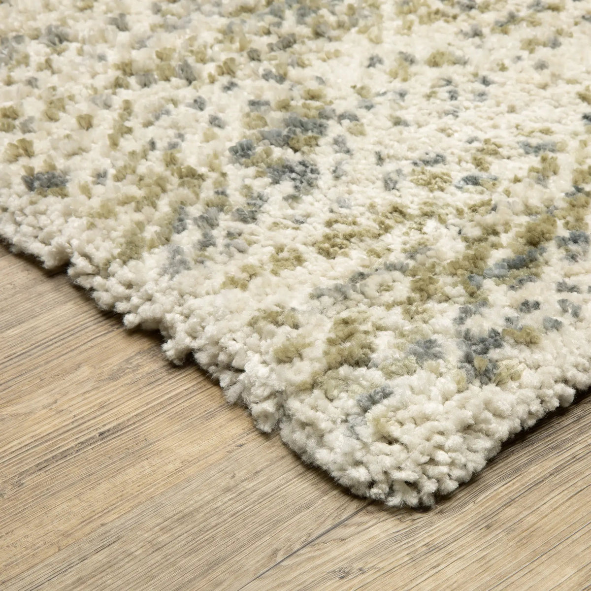 Aspen 3154E Ivory/ Gold Area Rug by Oriental Weavers