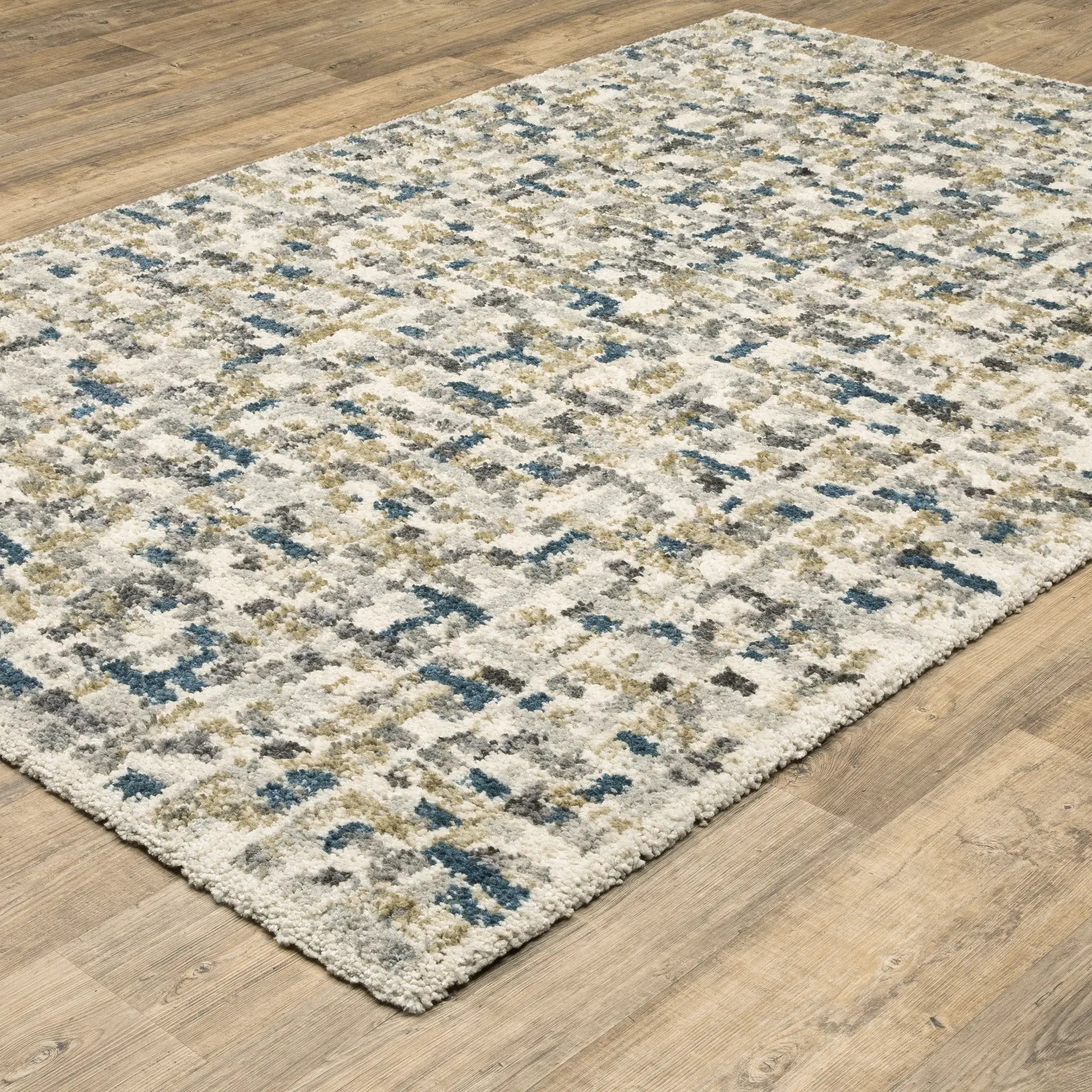 Aspen 3514A Ivory/ Blue Area Rug by Oriental Weavers